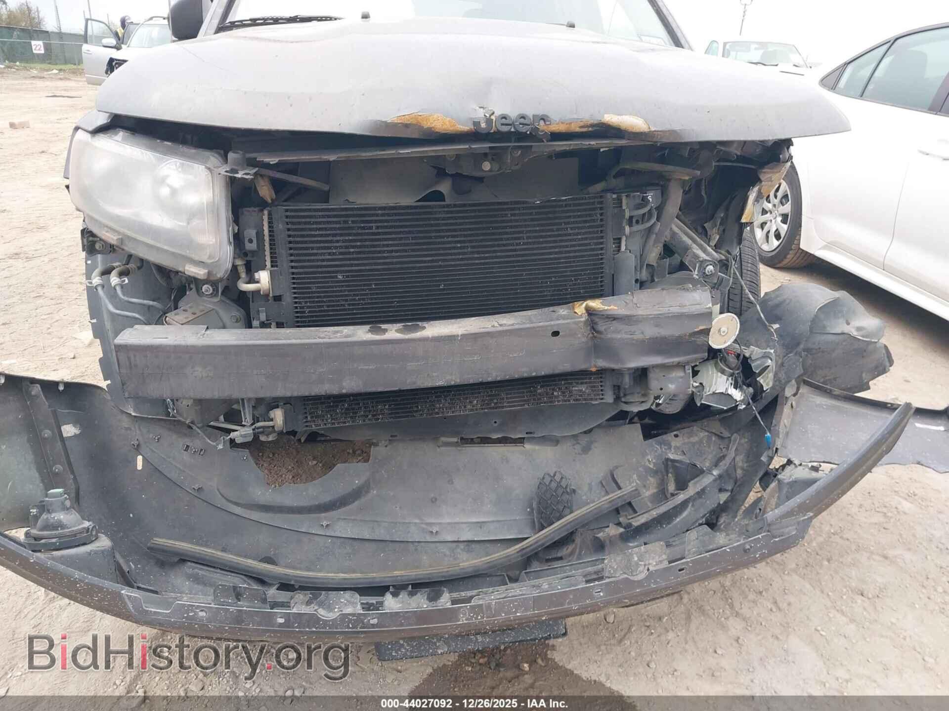 2015 JEEP COMPASS - VIN: 1C4NJCBA5FD185996 - Фото 6