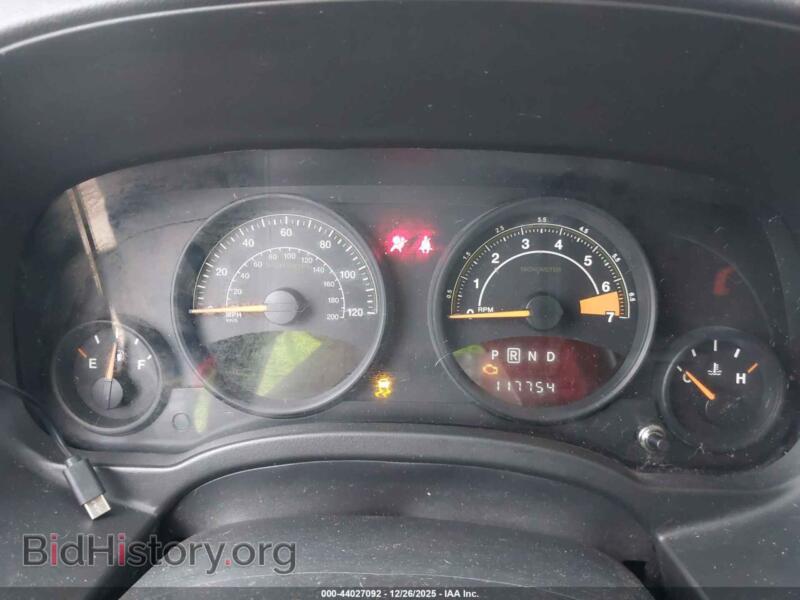 2015 Jeep COMPASS (VIN 1C4NJCBA5FD185996) — photo 7 of 16