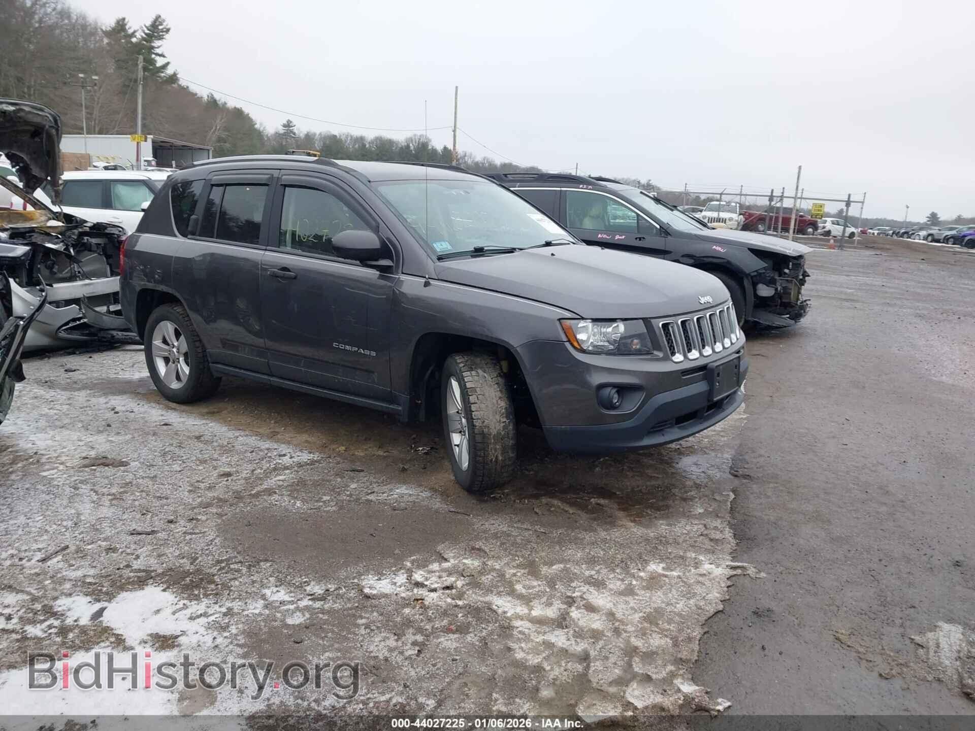 Photo 1C4NJCBBXFD334931 - JEEP COMPASS 2015