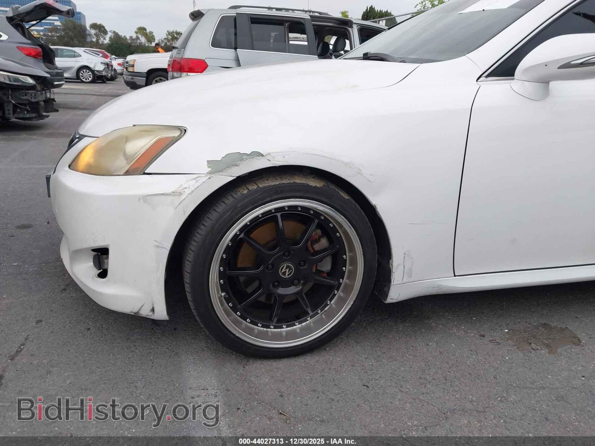 2010 LEXUS IS 250 - VIN: JTHBF5C29A5110114 - Photo 6