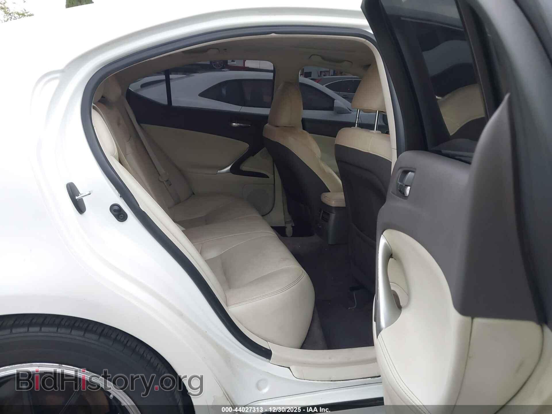 2010 LEXUS IS 250 - VIN: JTHBF5C29A5110114 - Photo 8
