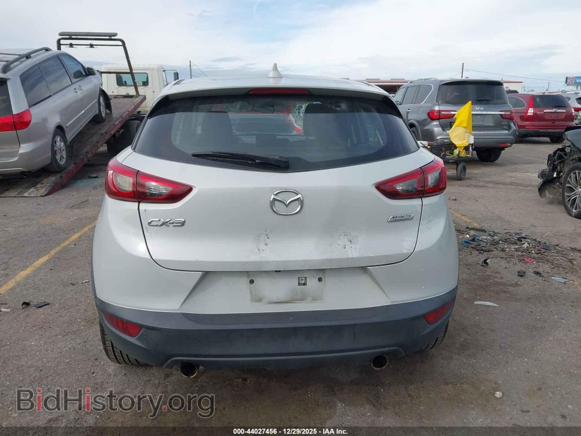 2018 MAZDA CX-3 - VIN: JM1DKDB72J0308639 - Фото 16