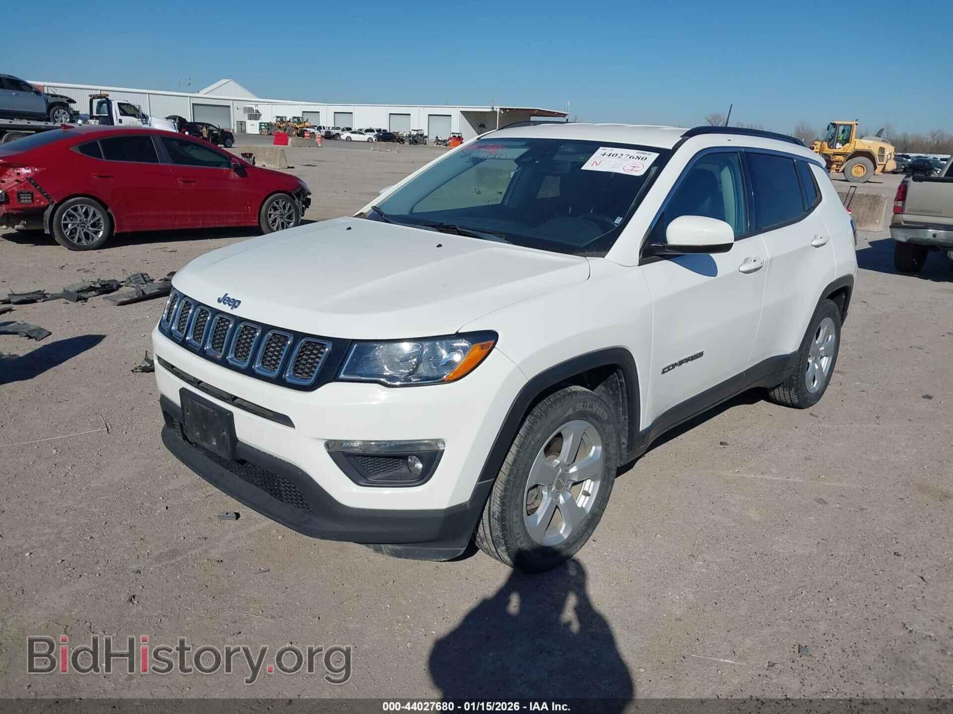 2019 JEEP COMPASS - VIN: 3C4NJCBB2KT802879 - Фото 2