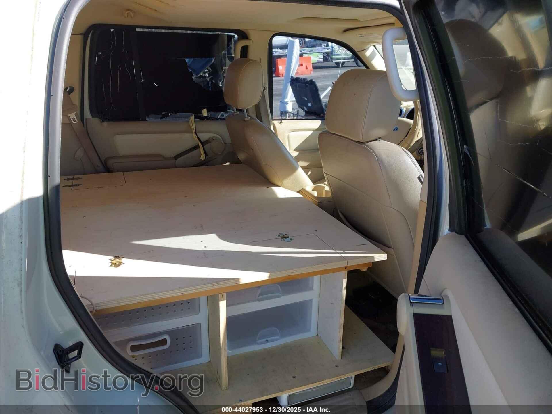 2006 FORD EXPLORER - VIN: 1FMEU65836ZA00635 - Фото 8
