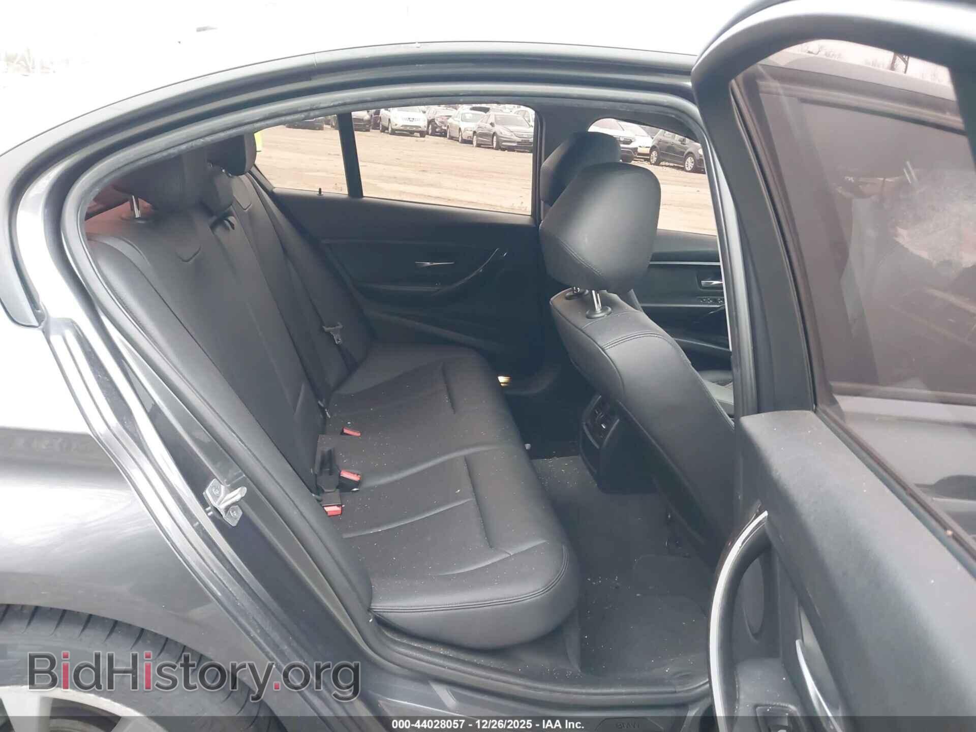 2016 BMW 320I - VIN: WBA8E5G54GNT40202 - Фото 8