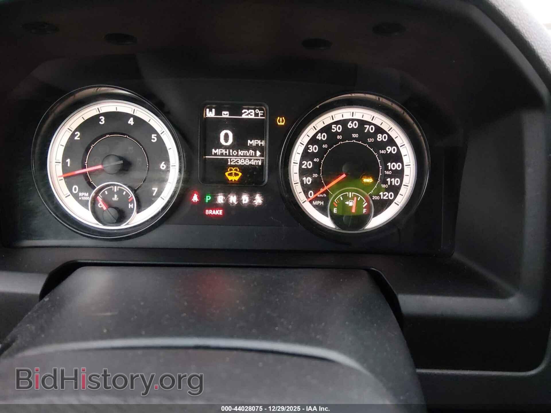 2015 RAM 1500 - VIN: 1C6RR7FT3FS717858 - Фото 7