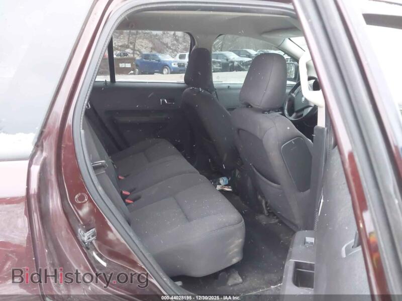 2010 Ford EDGE (VIN 2FMDK4AC3ABB61563) — фото 8 из 16
