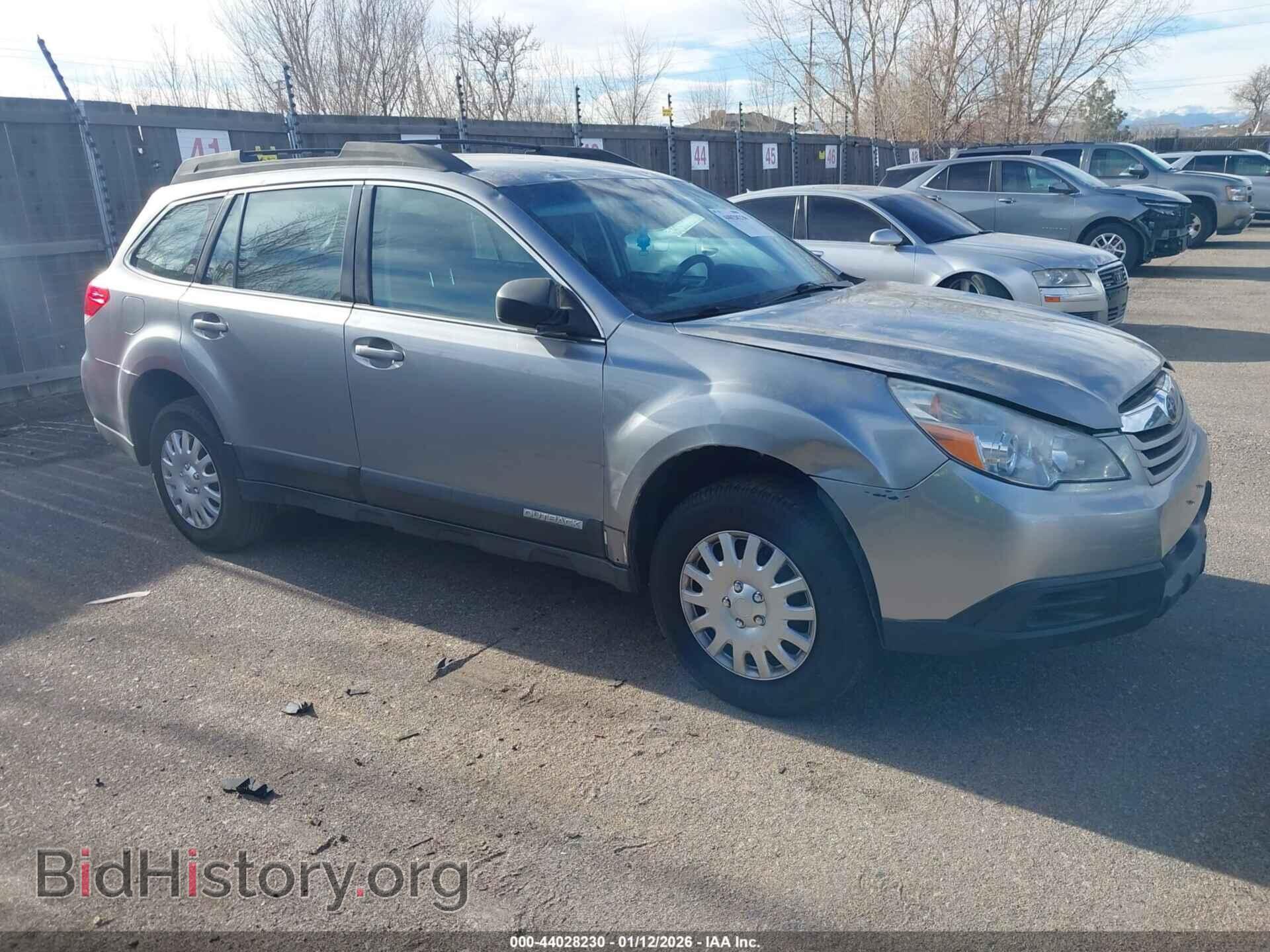 Photo 4S4BRCAC5B3440415 - SUBARU OUTBACK 2011