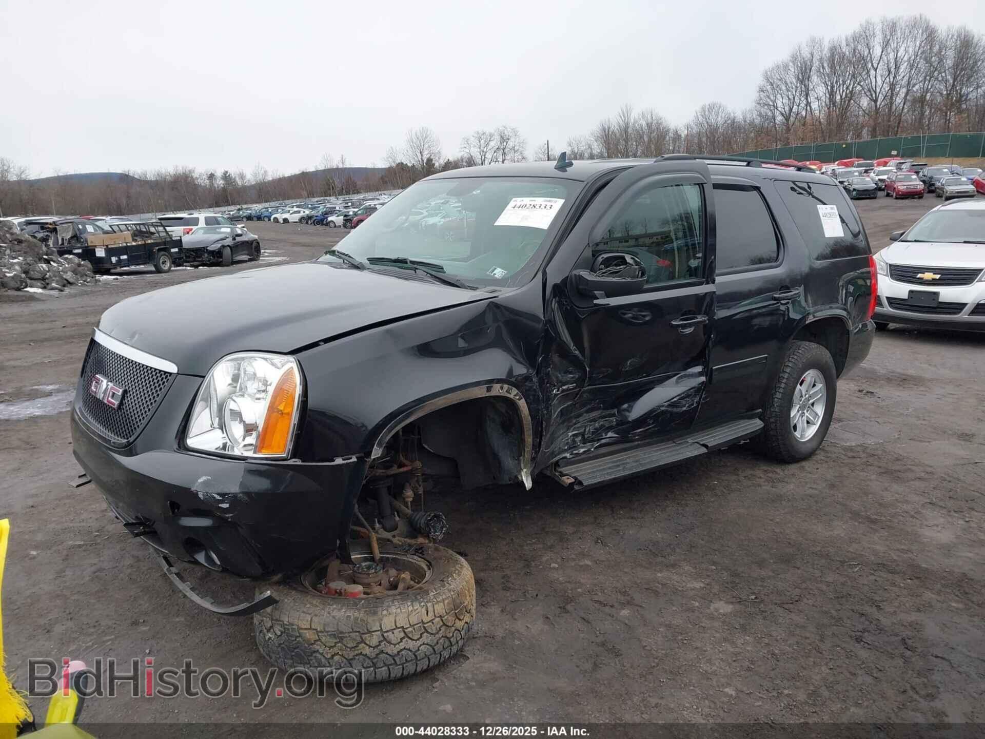 2011 GMC YUKON - VIN: 1GKS2CE07BR338849 - Фото 2