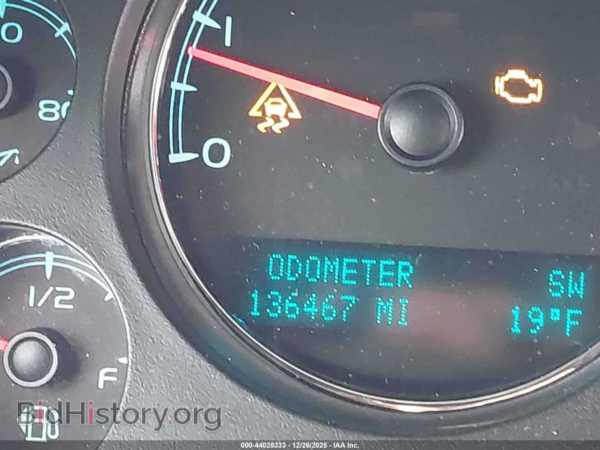 2011 GMC YUKON - VIN: 1GKS2CE07BR338849 - Фото 15