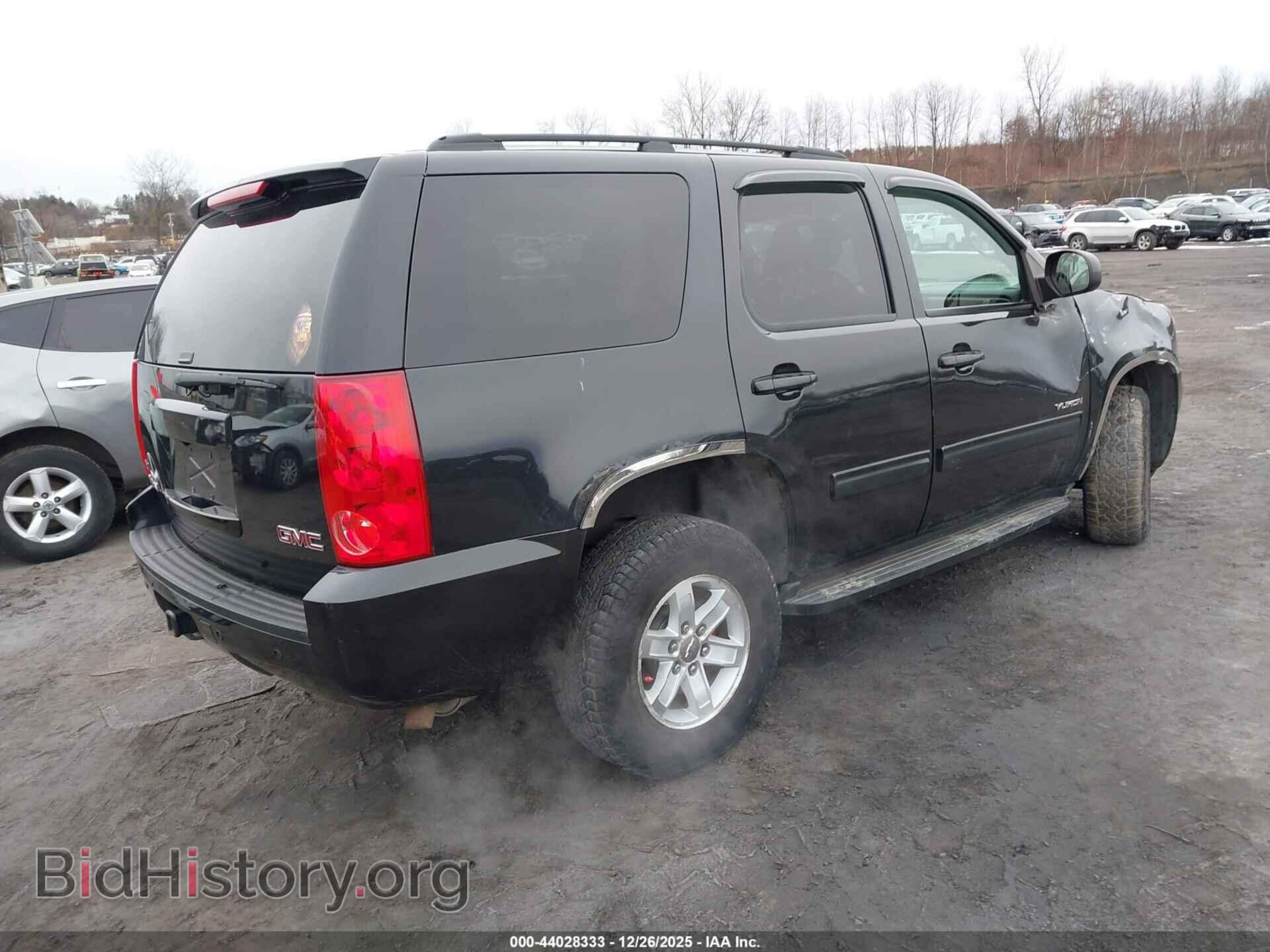 2011 GMC YUKON - VIN: 1GKS2CE07BR338849 - Фото 4