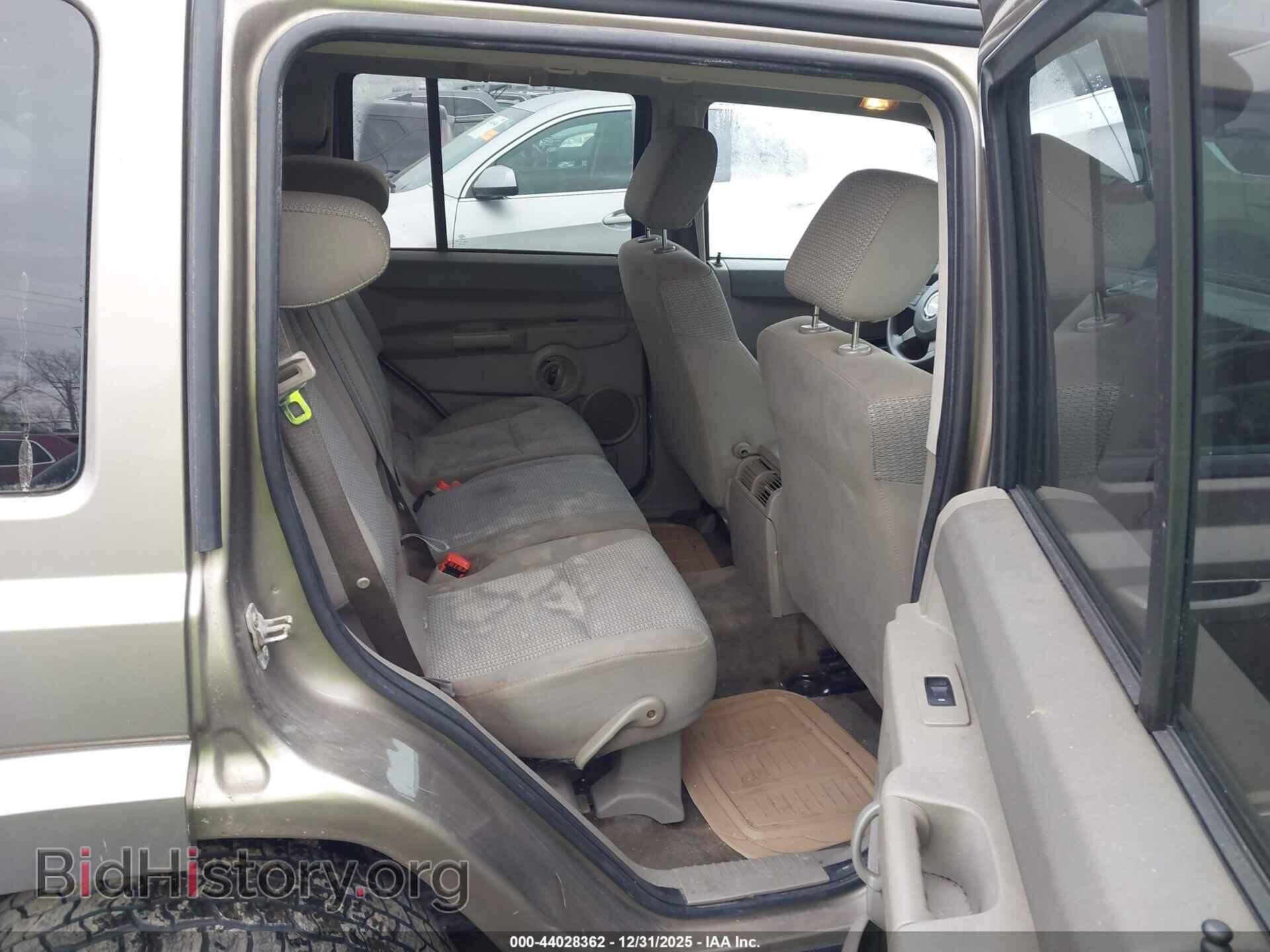 2006 JEEP COMMANDER - VIN: 1J8HG48K76C273769 - Photo 8