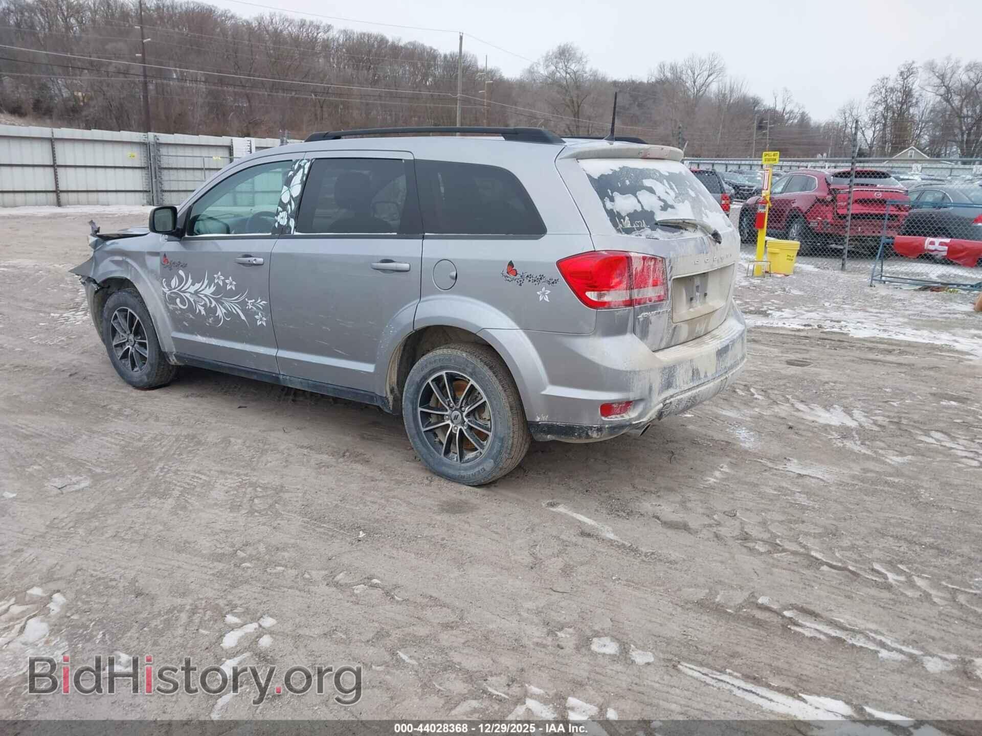 2018 DODGE JOURNEY - VIN: 3C4PDCBG6JT522649 - Фото 3