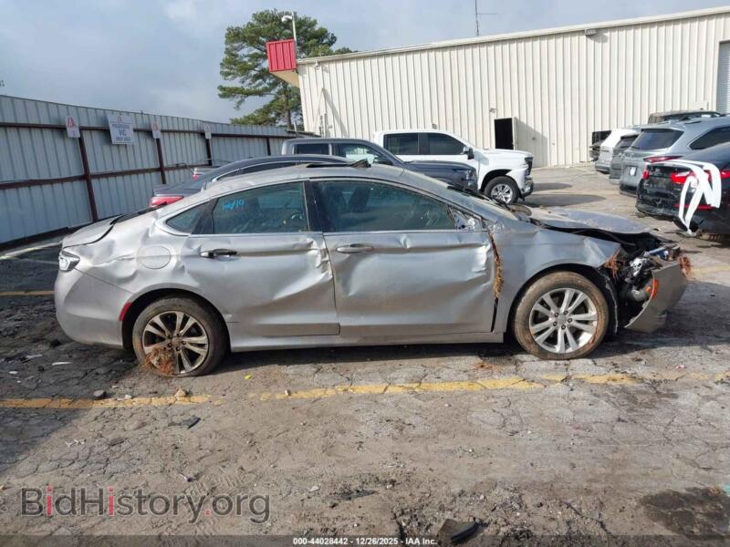 2015 Chrysler 200 (VIN 1C3CCCAB0FN741755) — photo 12 of 15