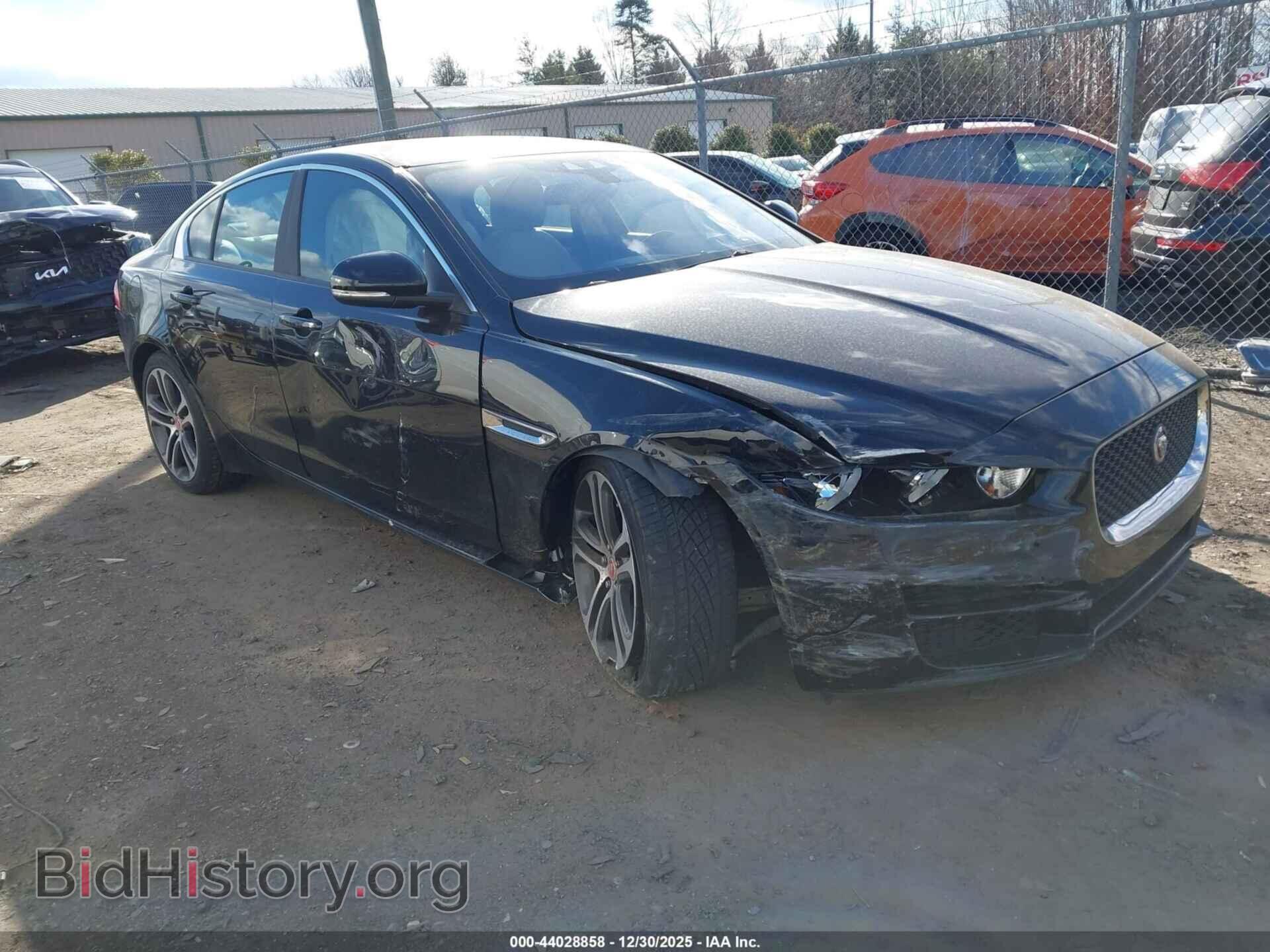 Photo SAJAD4BV6HA976459 - JAGUAR XE 2017