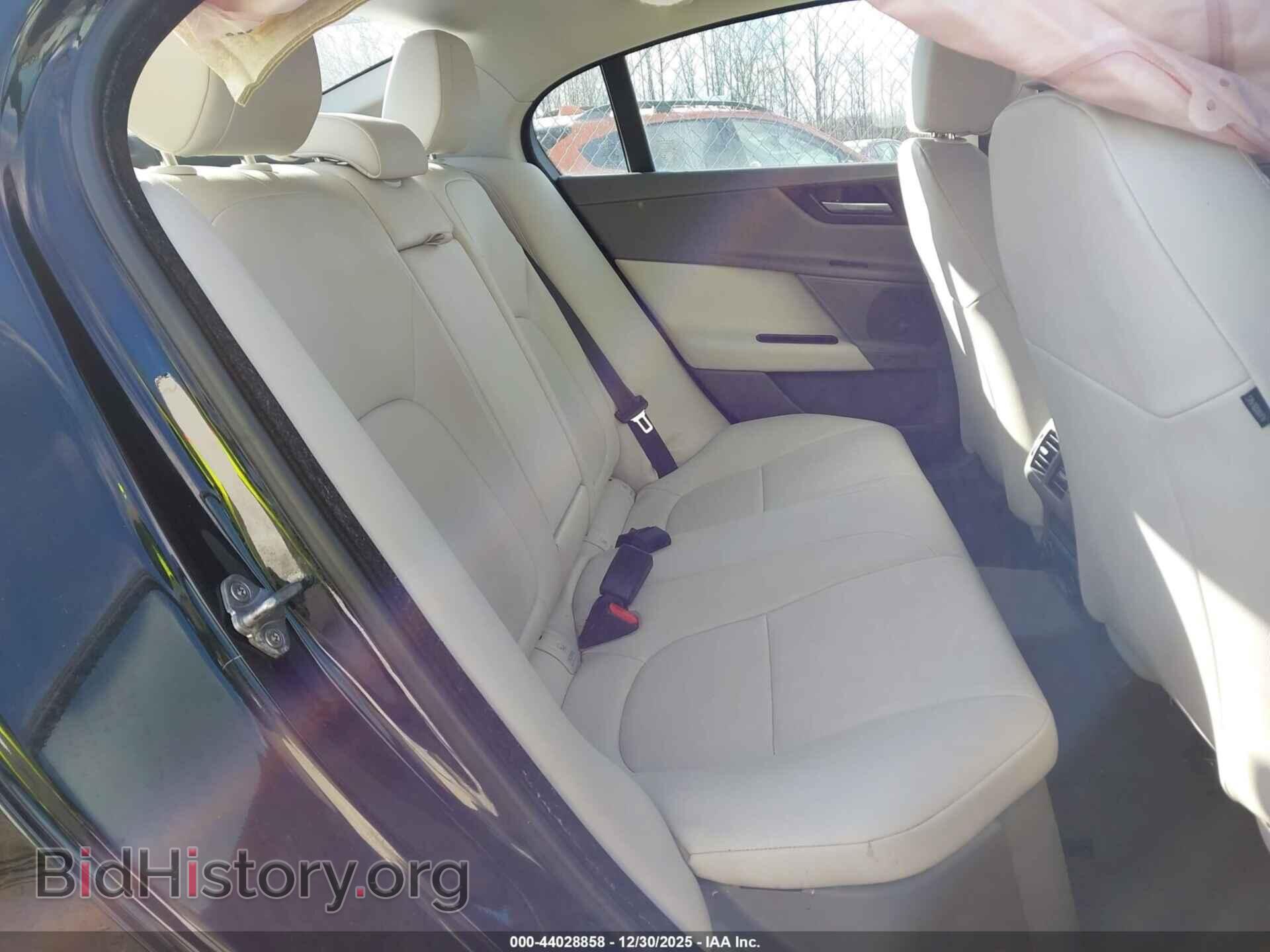 2017 JAGUAR XE - VIN: SAJAD4BV6HA976459 - Фото 8