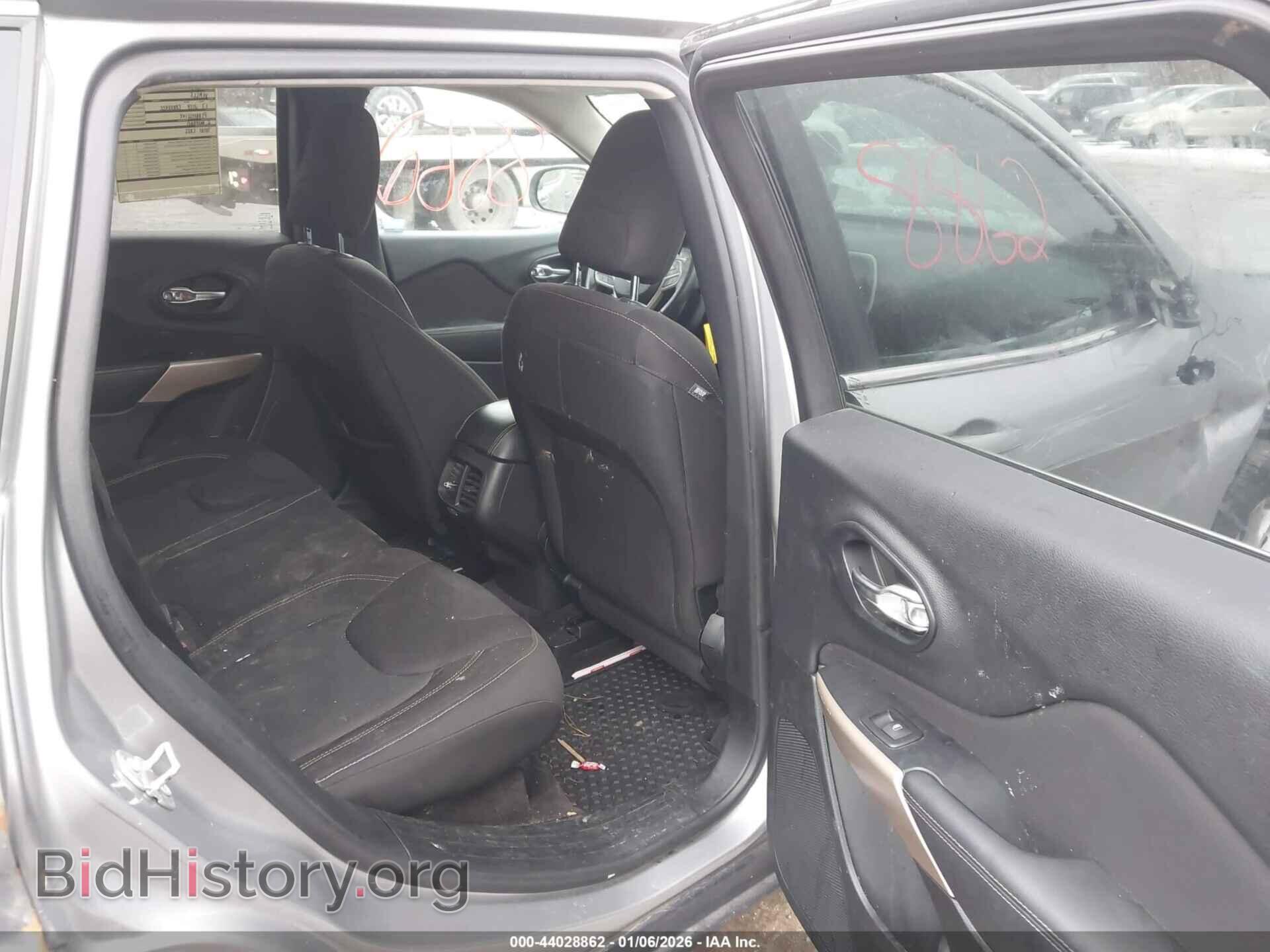 2017 JEEP CHEROKEE - VIN: 1C4PJMCB0HW594405 - Фото 8