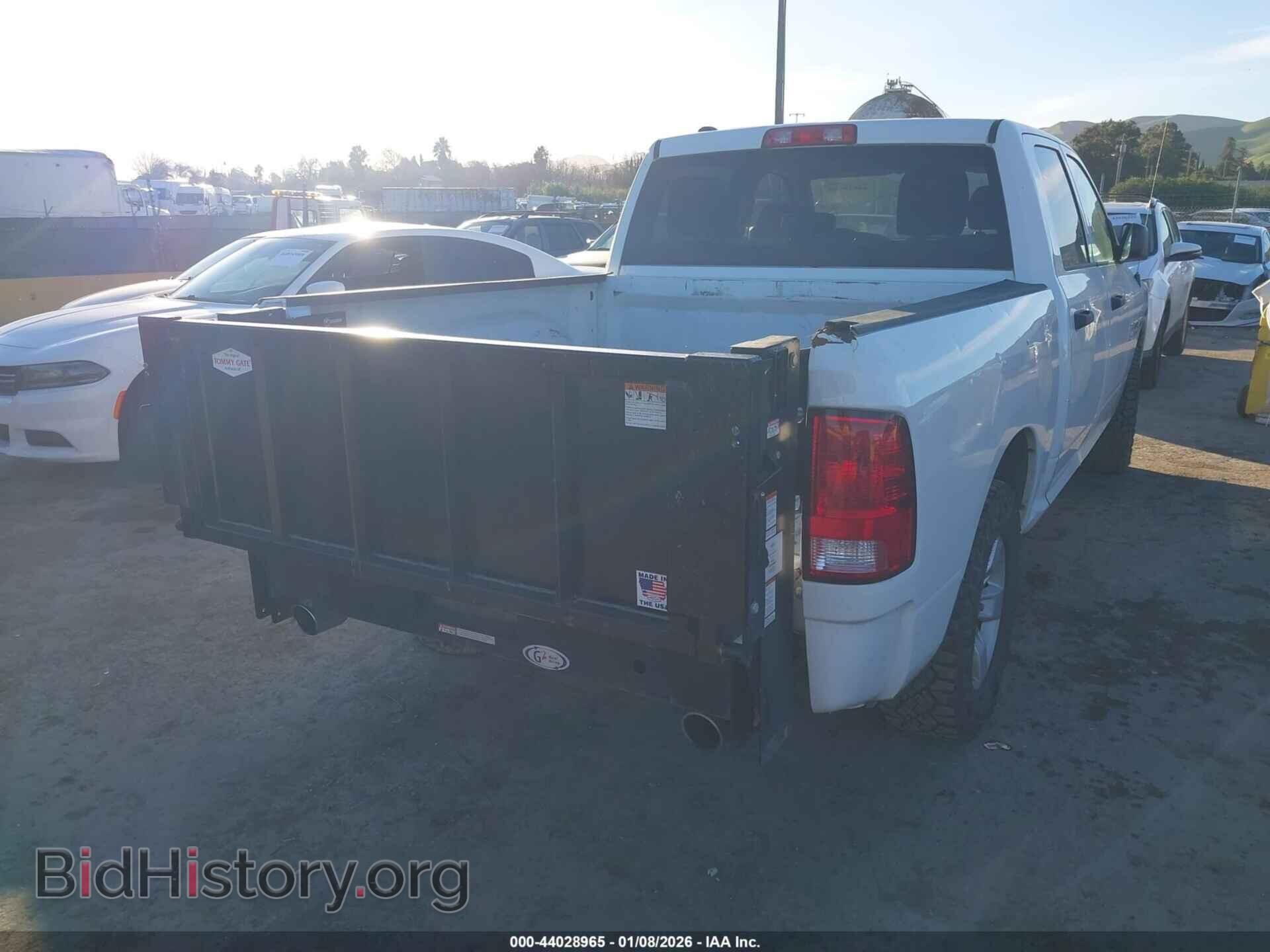 2018 RAM 1500 - VIN: 1C6RR6KT7JS133178 - Фото 4