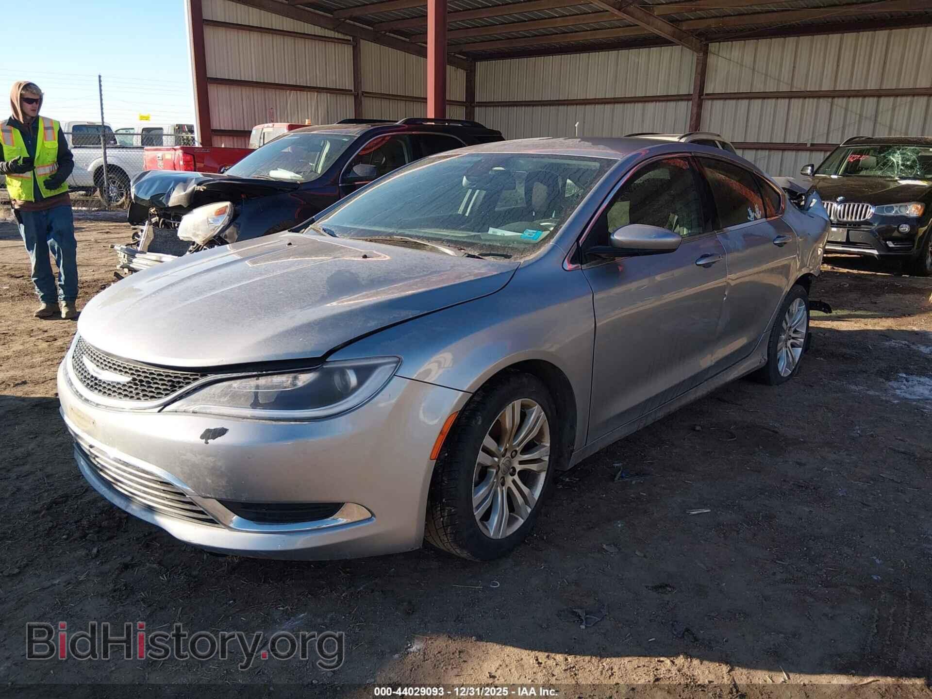 2015 CHRYSLER 200 - VIN: 1C3CCCAB9FN555132 - Фото 2