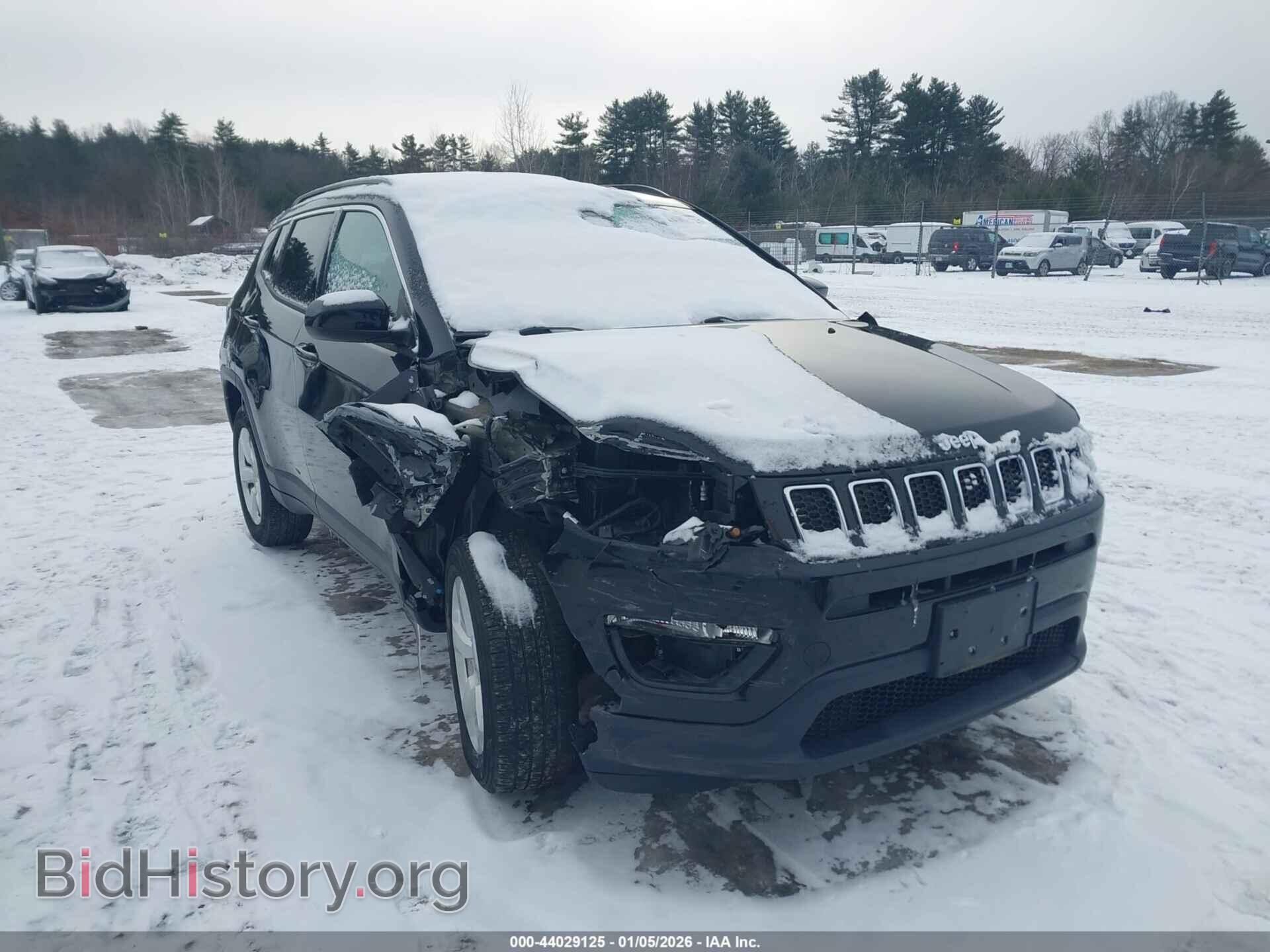 Photo 3C4NJDBB0KT703693 - JEEP COMPASS 2019