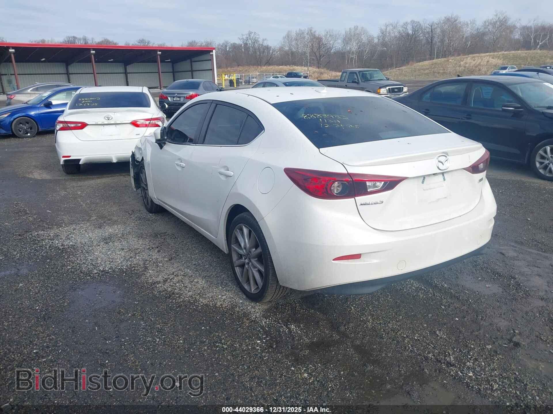 2017 MAZDA MAZDA3 - VIN: 3MZBN1V79HM100030 - Фото 3