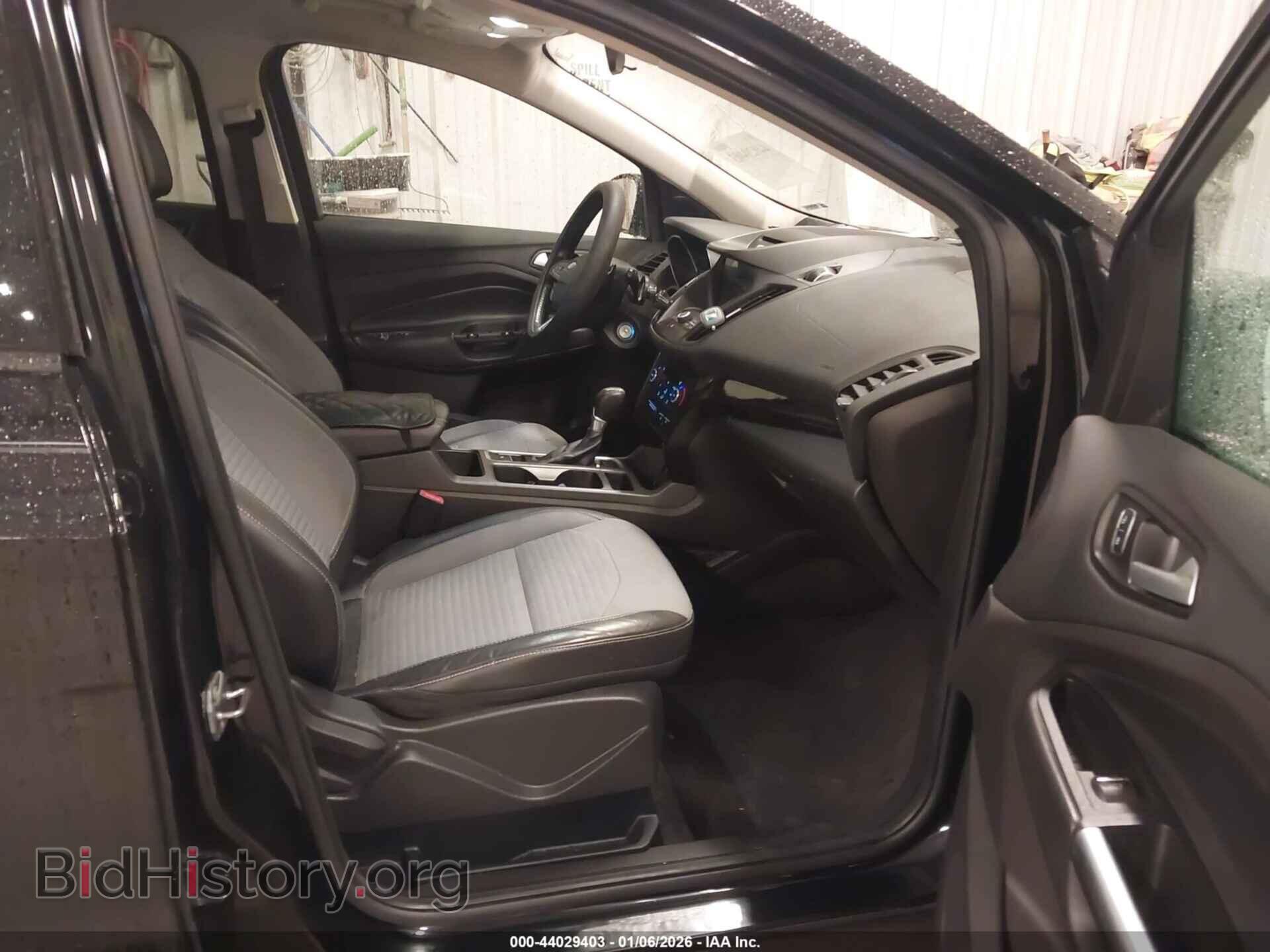 2017 FORD ESCAPE - VIN: 1FMCU0GD3HUC33123 - Фото 5