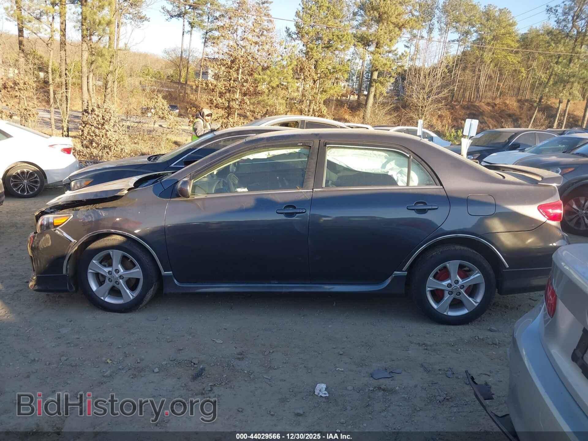 2011 TOYOTA COROLLA - VIN: 2T1BU4EE5BC567807 - Фото 13