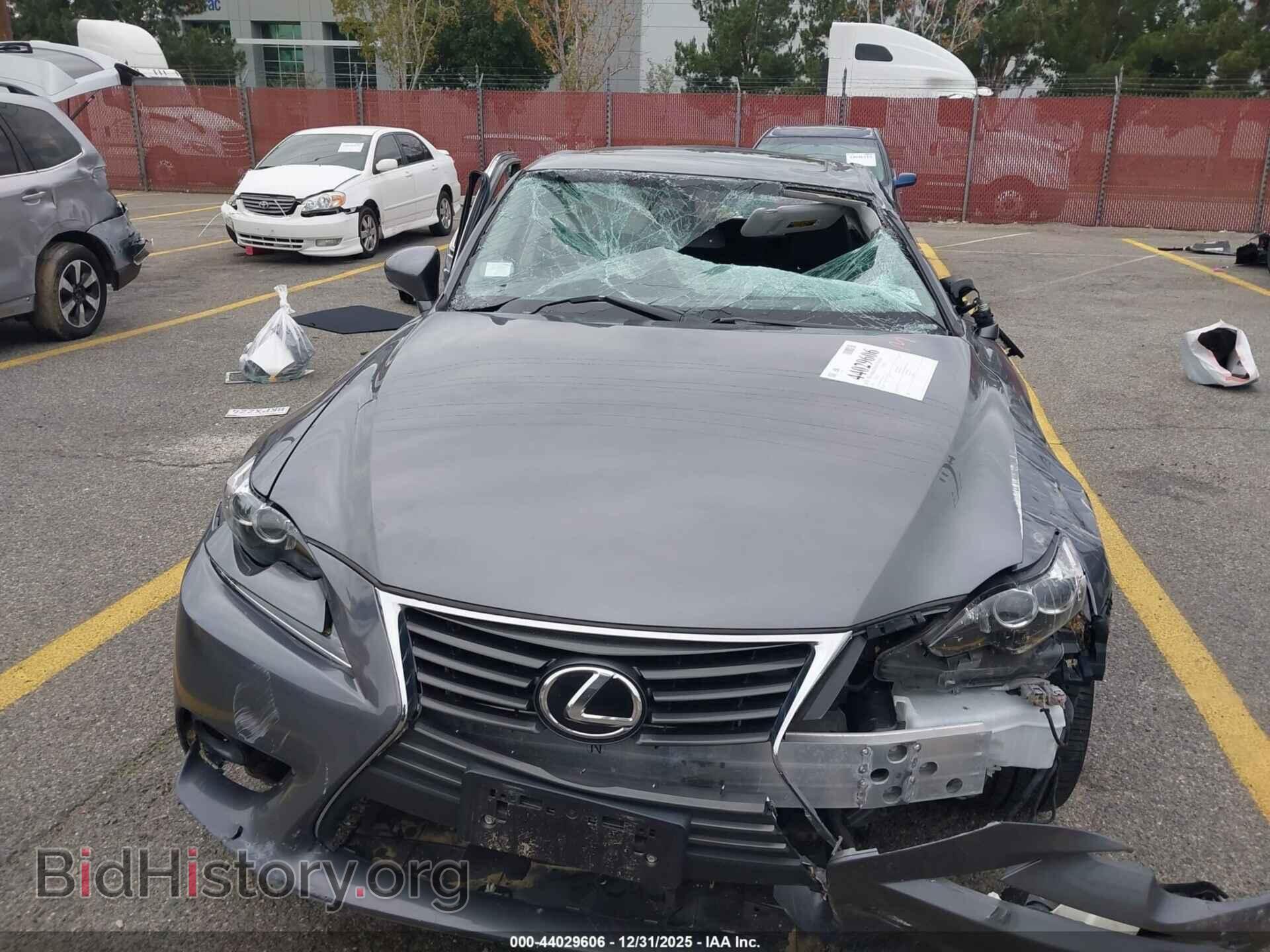 2016 LEXUS IS 200T - VIN: JTHBA1D21G5021829 - Photo 6