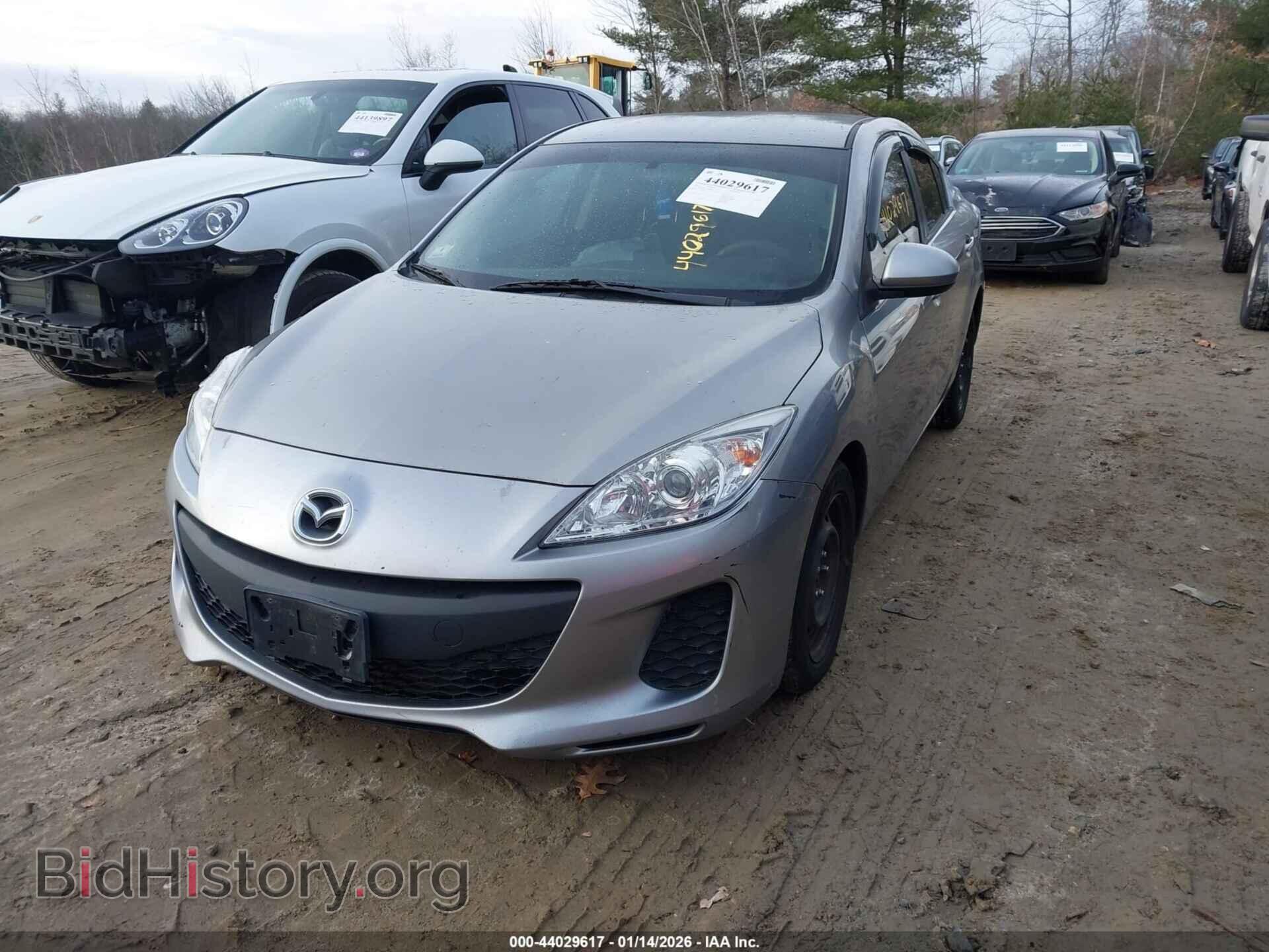 2013 MAZDA MAZDA3 - VIN: JM1BL1UP7D1809542 - Фото 2