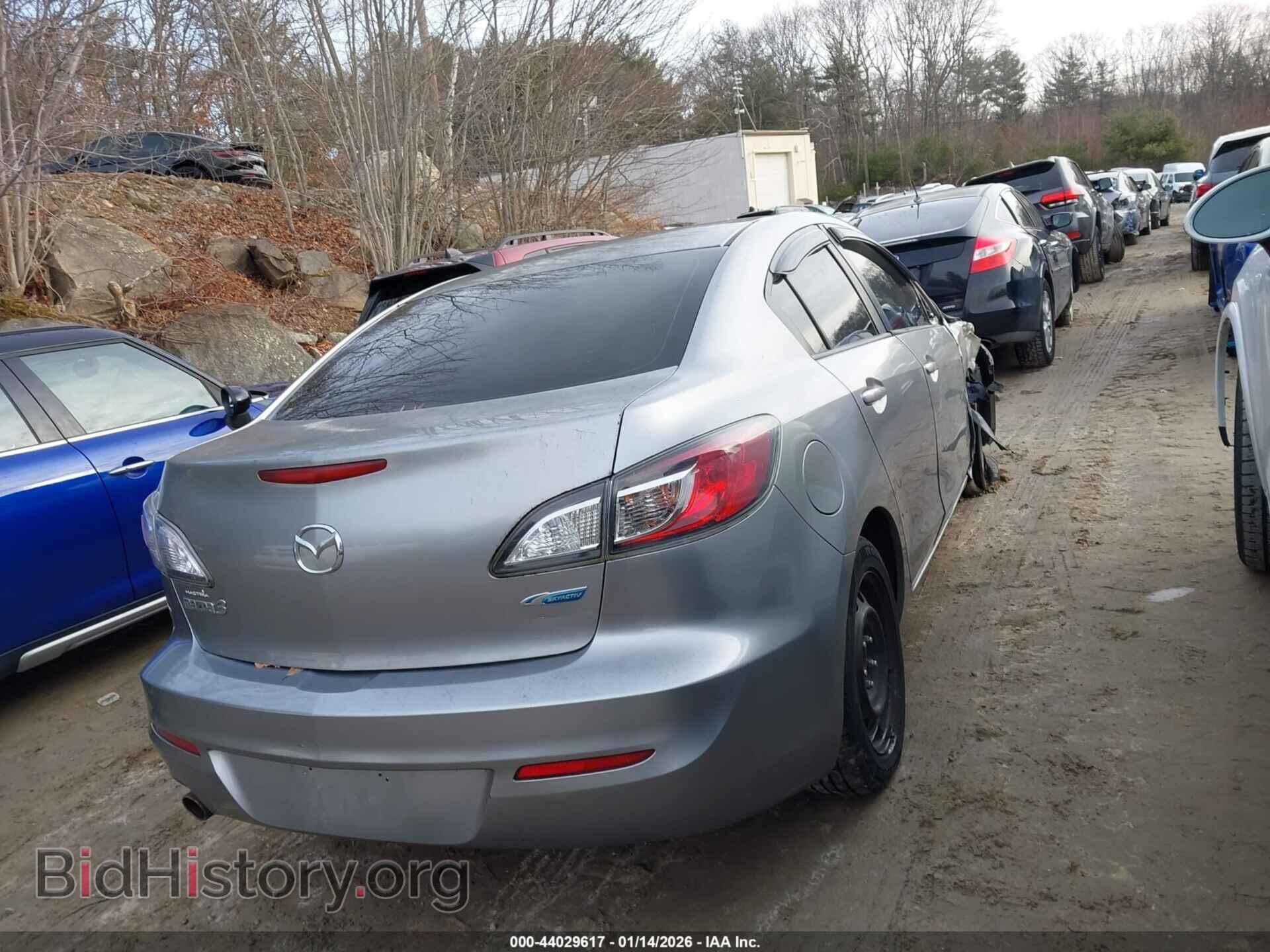 2013 MAZDA MAZDA3 - VIN: JM1BL1UP7D1809542 - Фото 4
