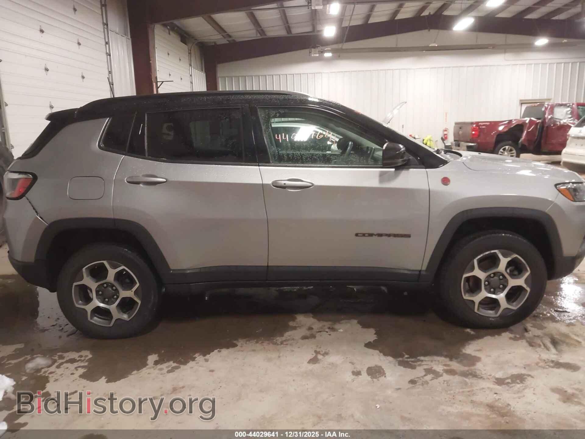 2022 JEEP COMPASS - VIN: 3C4NJDDB9NT208927 - Фото 13