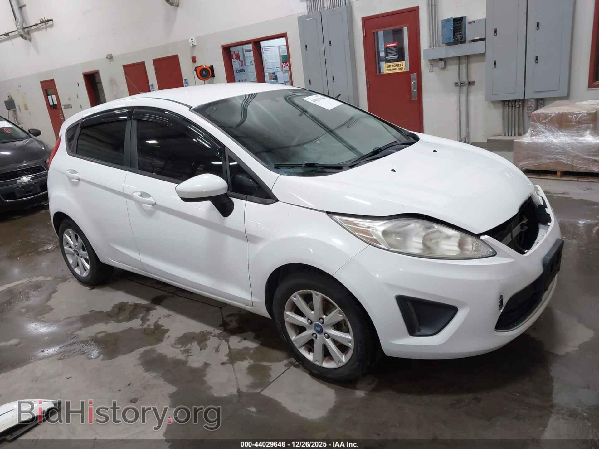 Photo 3FADP4EJ0CM102735 - FORD FIESTA 2012