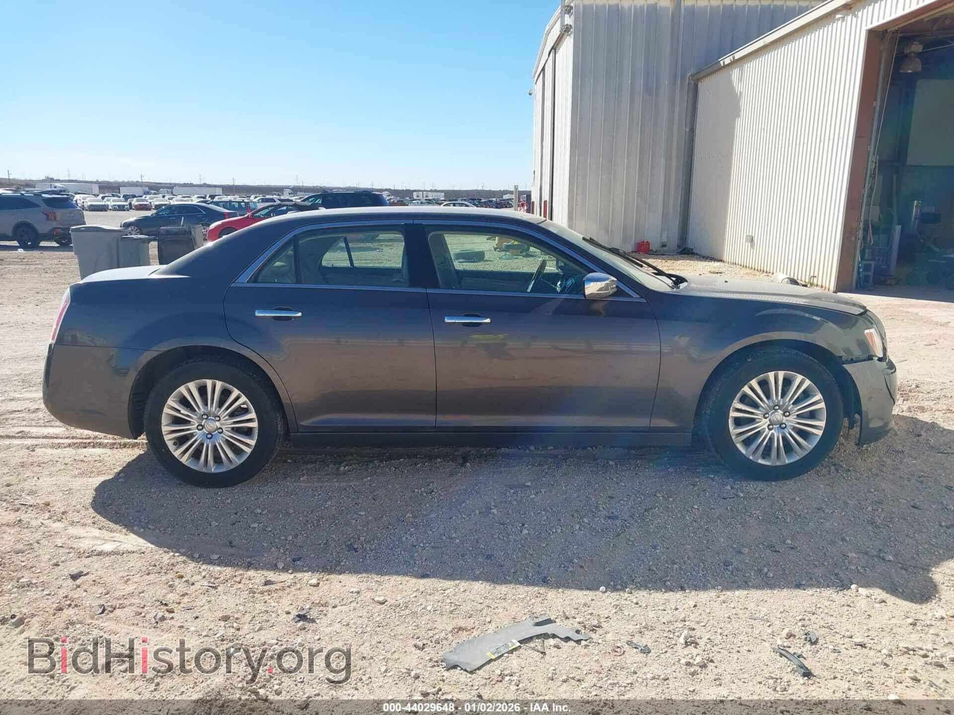 2014 CHRYSLER 300C - VIN: 2C3CCAKG9EH194491 - Фото 13