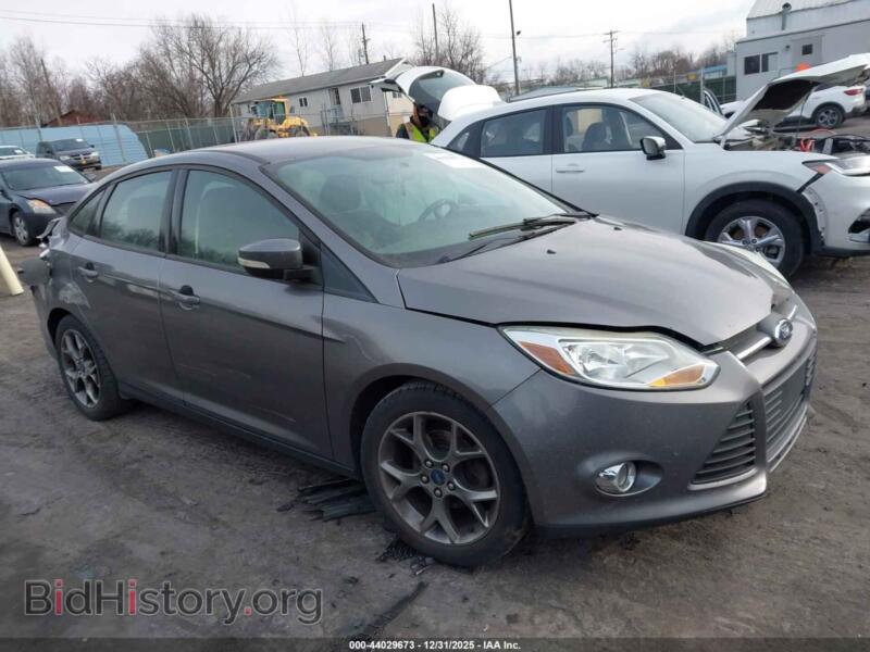 2014 Ford FOCUS SE (VIN 1FADP3F28EL422648) — photo 1 of 11, IAAI, damage: left side