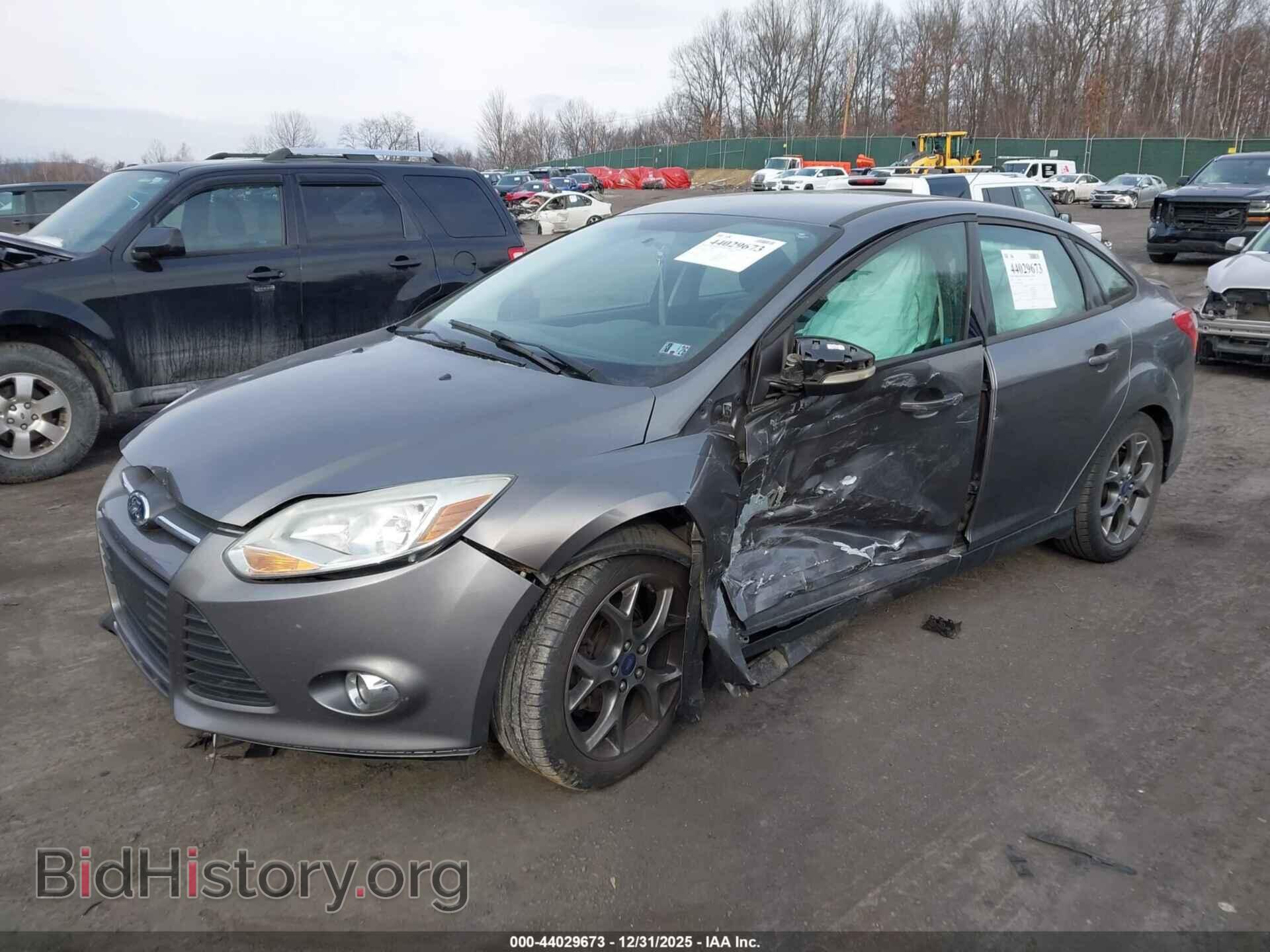 2014 FORD FOCUS - VIN: 1FADP3F28EL422648 - Фото 2