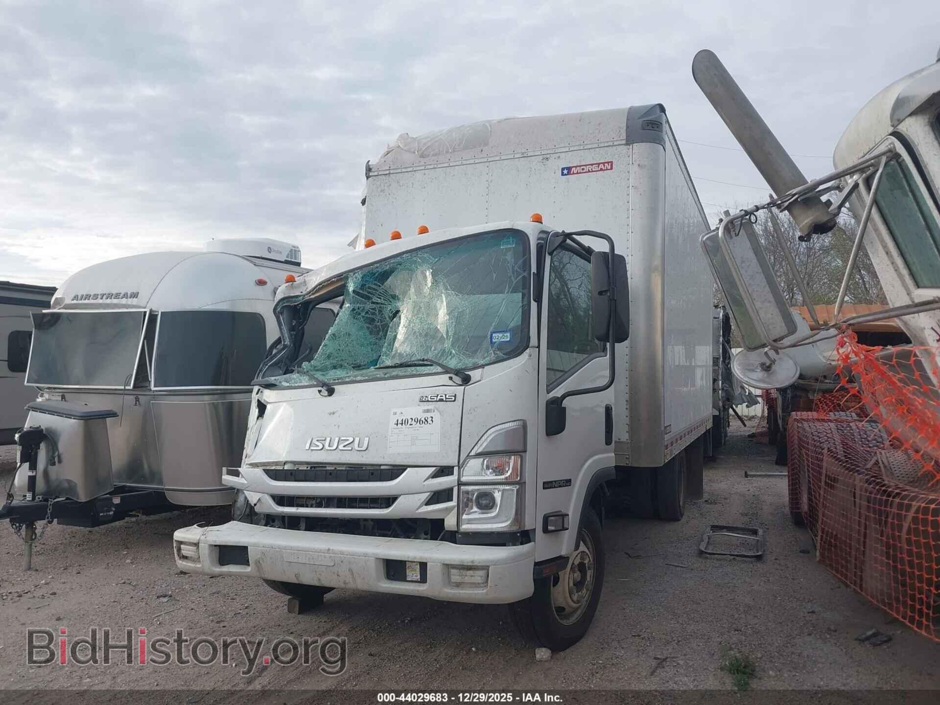 2023 ISUZU NPR HD - VIN: 54DC4W1D7PS211129 - Photo 2