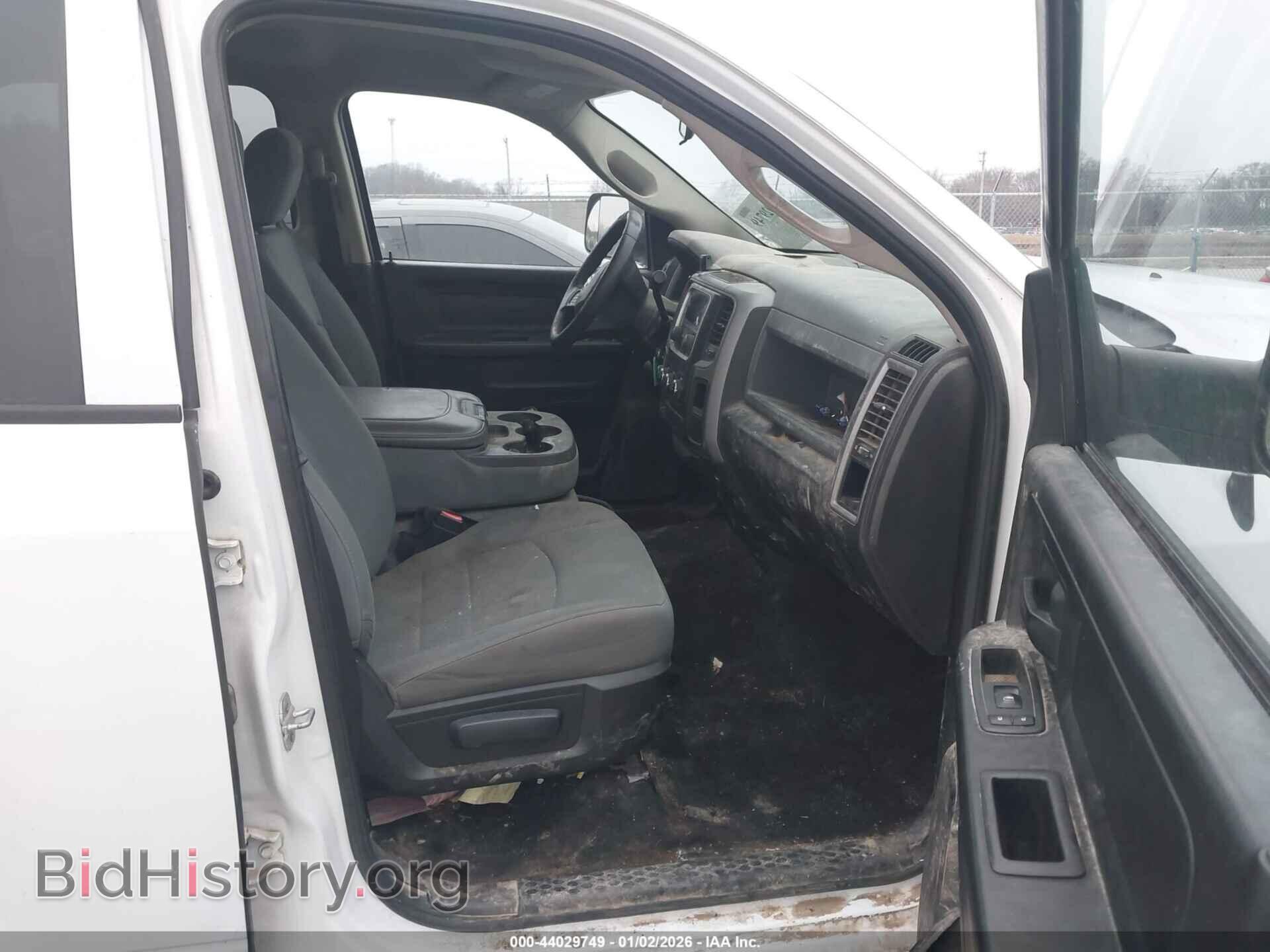 2014 RAM 1500 - VIN: 1C6RR7ST1ES175714 - Фото 5