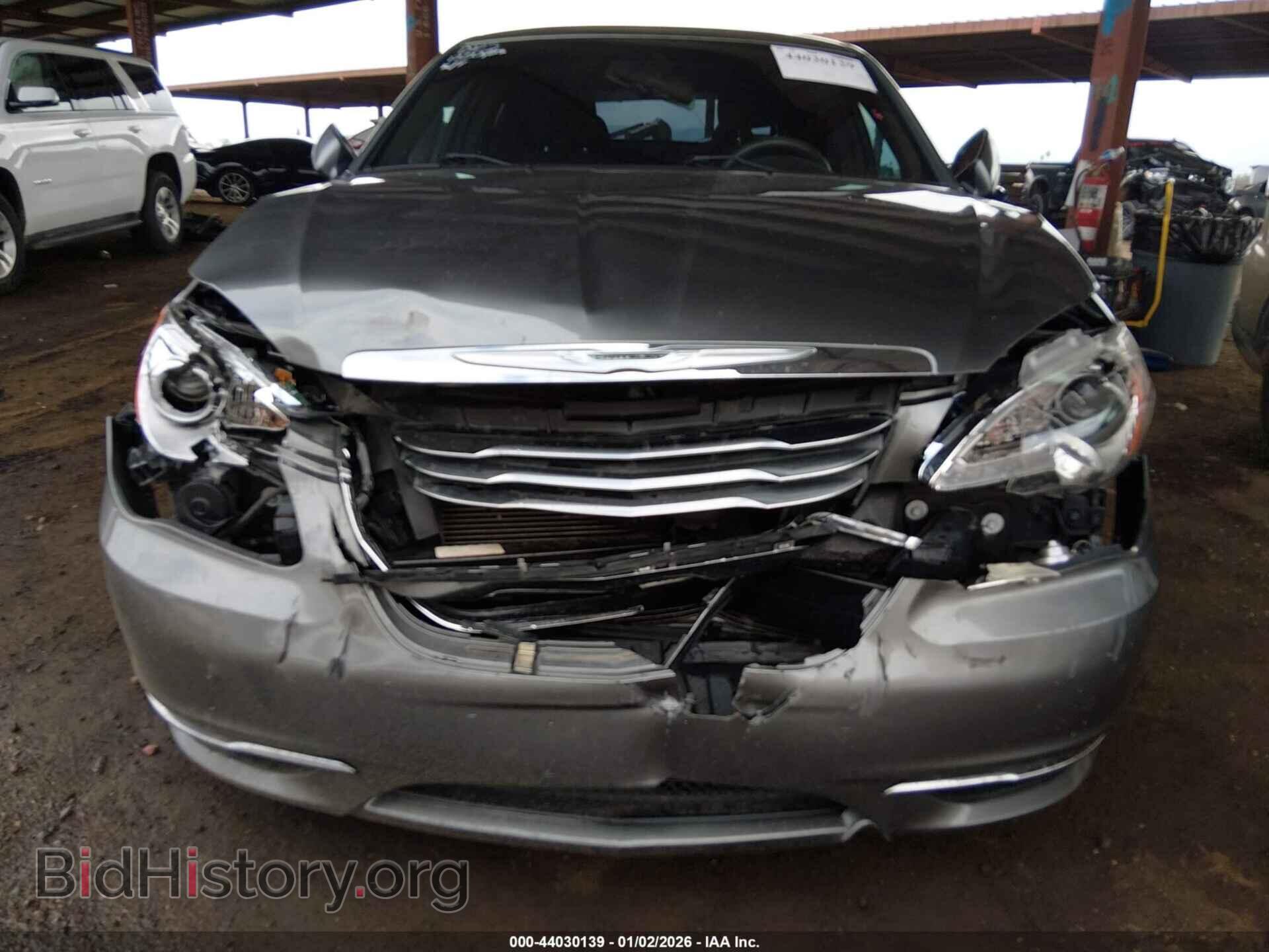 2013 CHRYSLER 200 - VIN: 1C3CCBAB1DN647245 - Фото 12