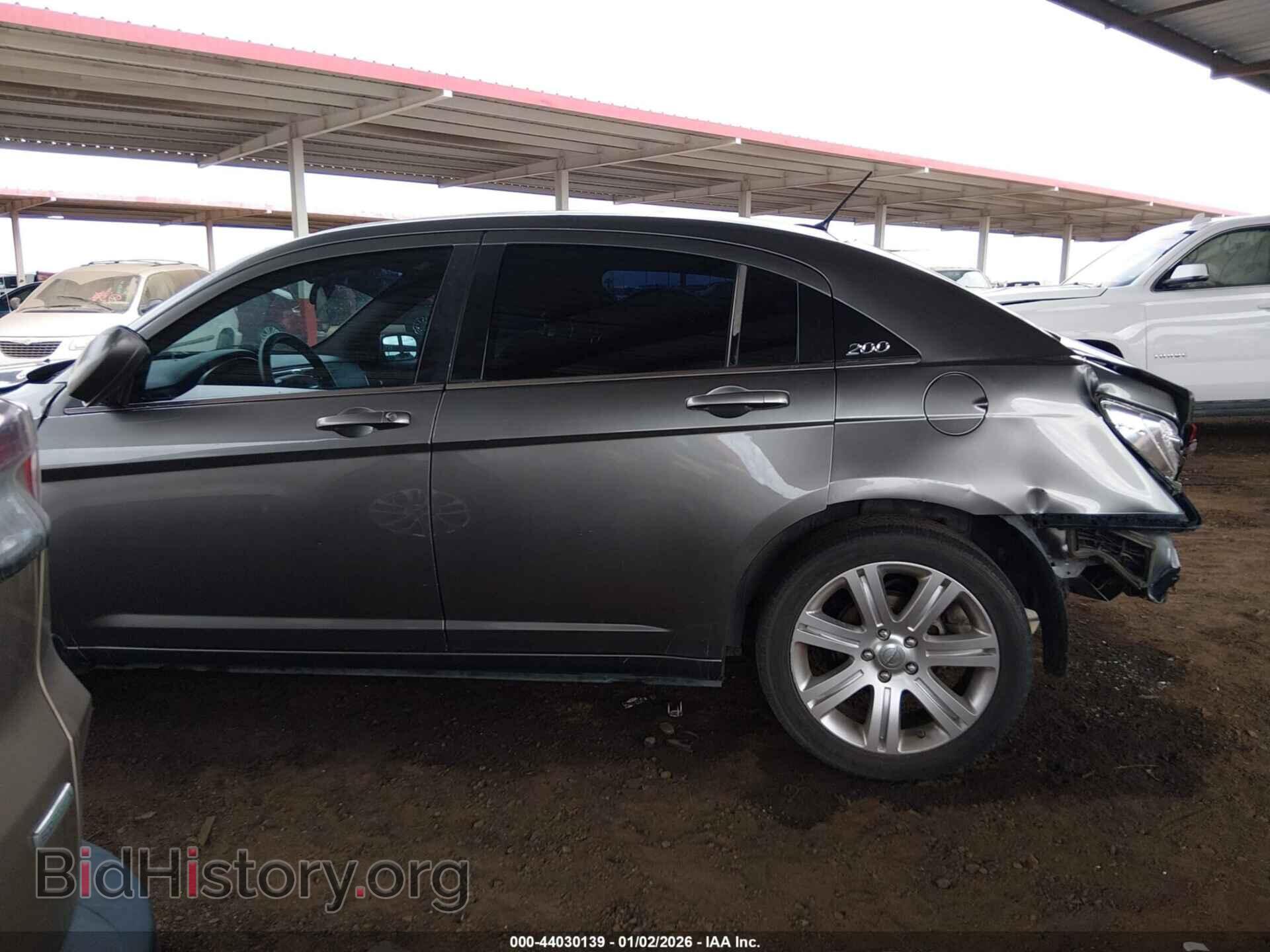 2013 CHRYSLER 200 - VIN: 1C3CCBAB1DN647245 - Фото 14