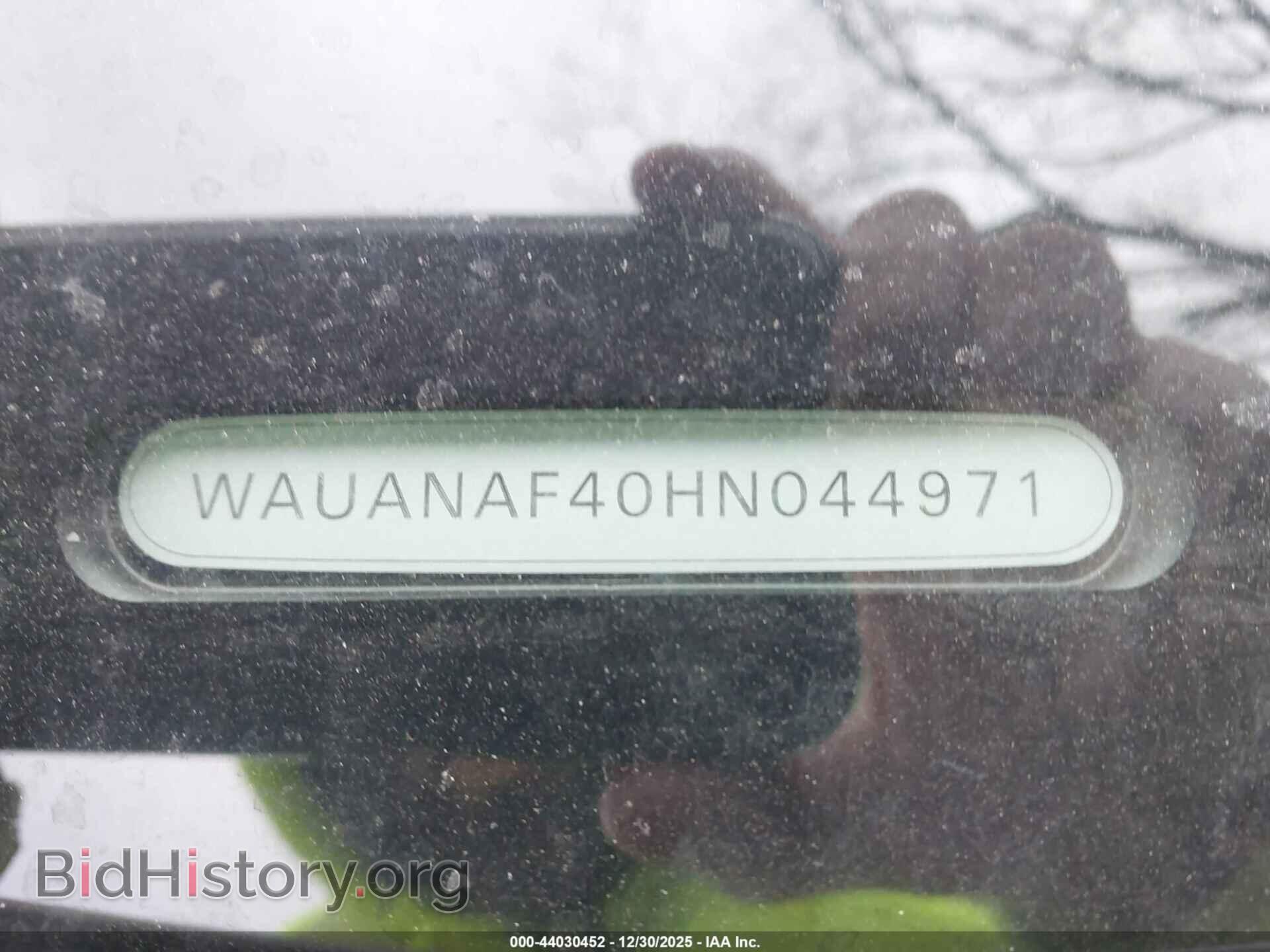 2017 AUDI A4 - VIN: WAUANAF40HN044971 - Фото 9