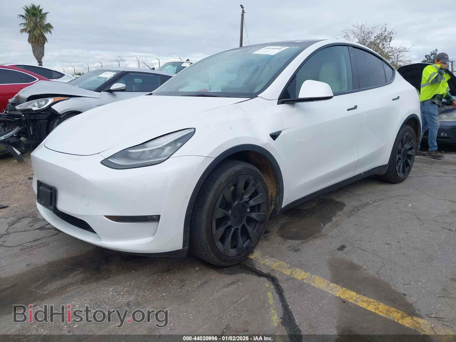 2021 TESLA MODEL Y - VIN: 5YJYGDEE3MF282944 - Фото 2
