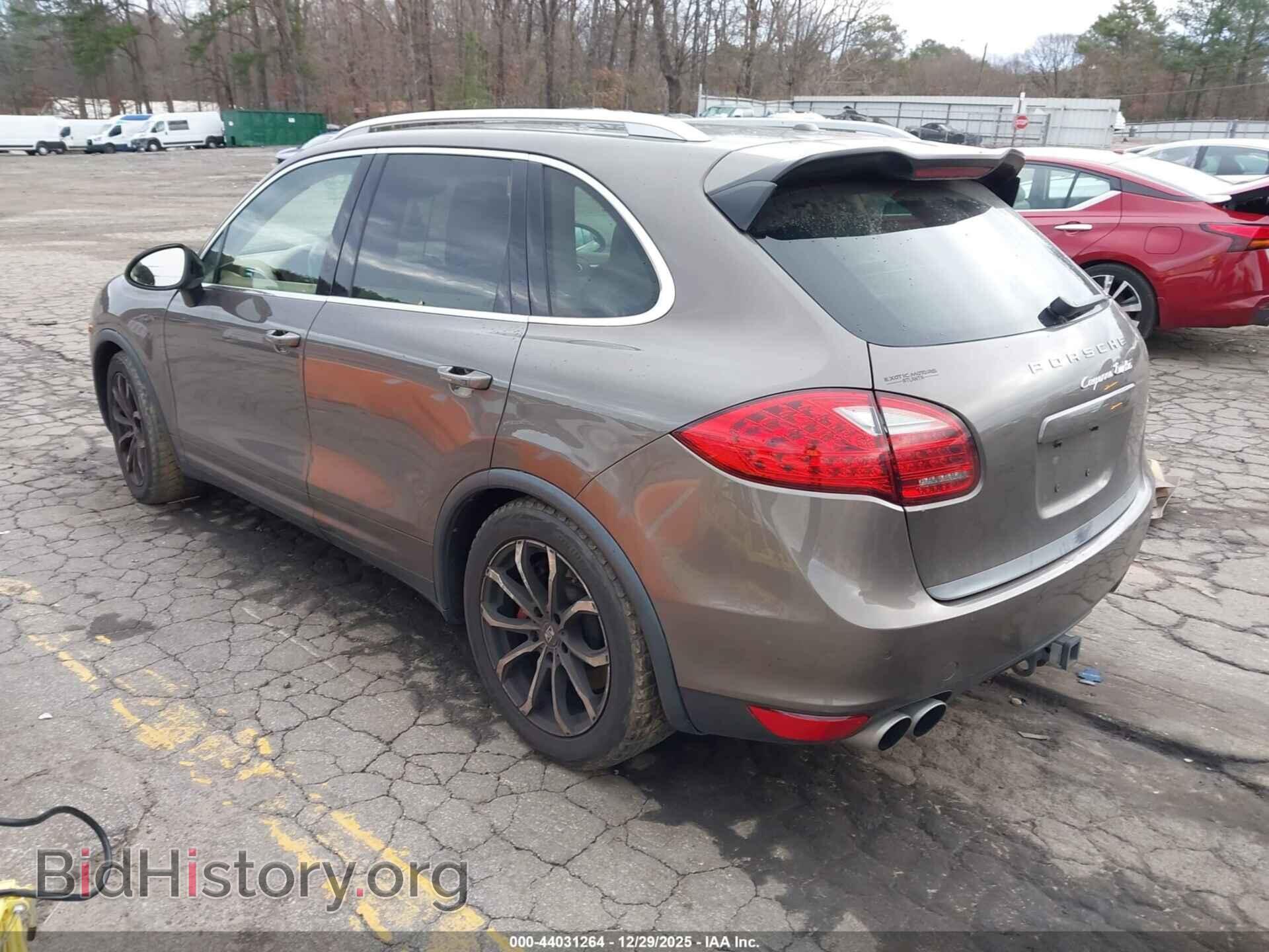 2013 PORSCHE CAYENNE - VIN: WP1AC2A21DLA90690 - Фото 3