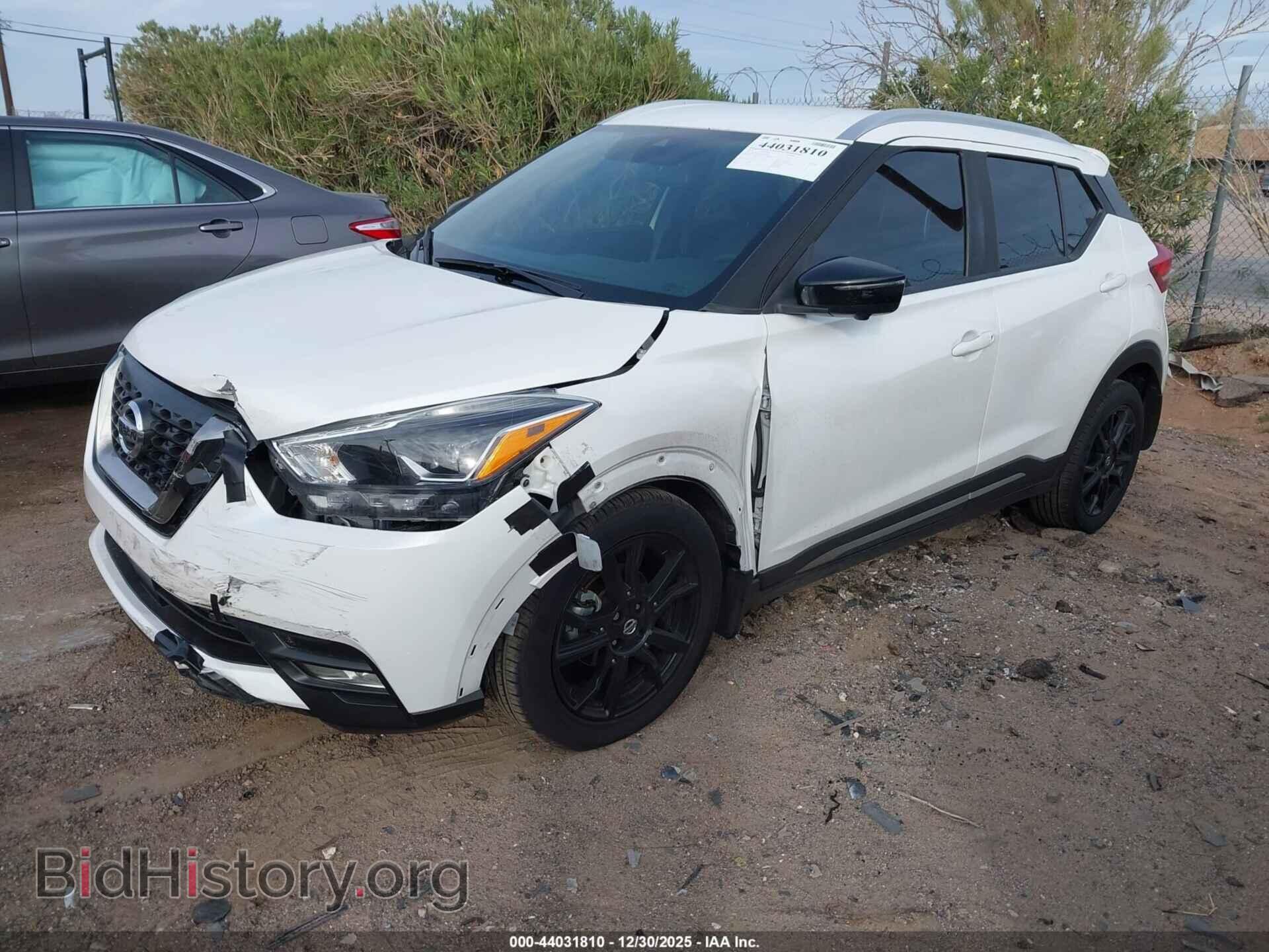 2020 NISSAN KICKS - VIN: 3N1CP5DV2LL569356 - Фото 2