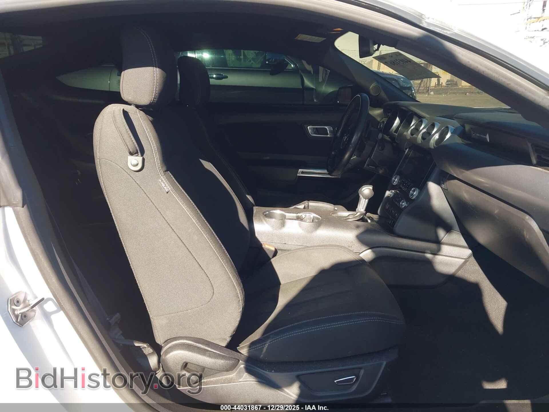 2019 FORD MUSTANG - VIN: 1FA6P8CF2K5192781 - Фото 5