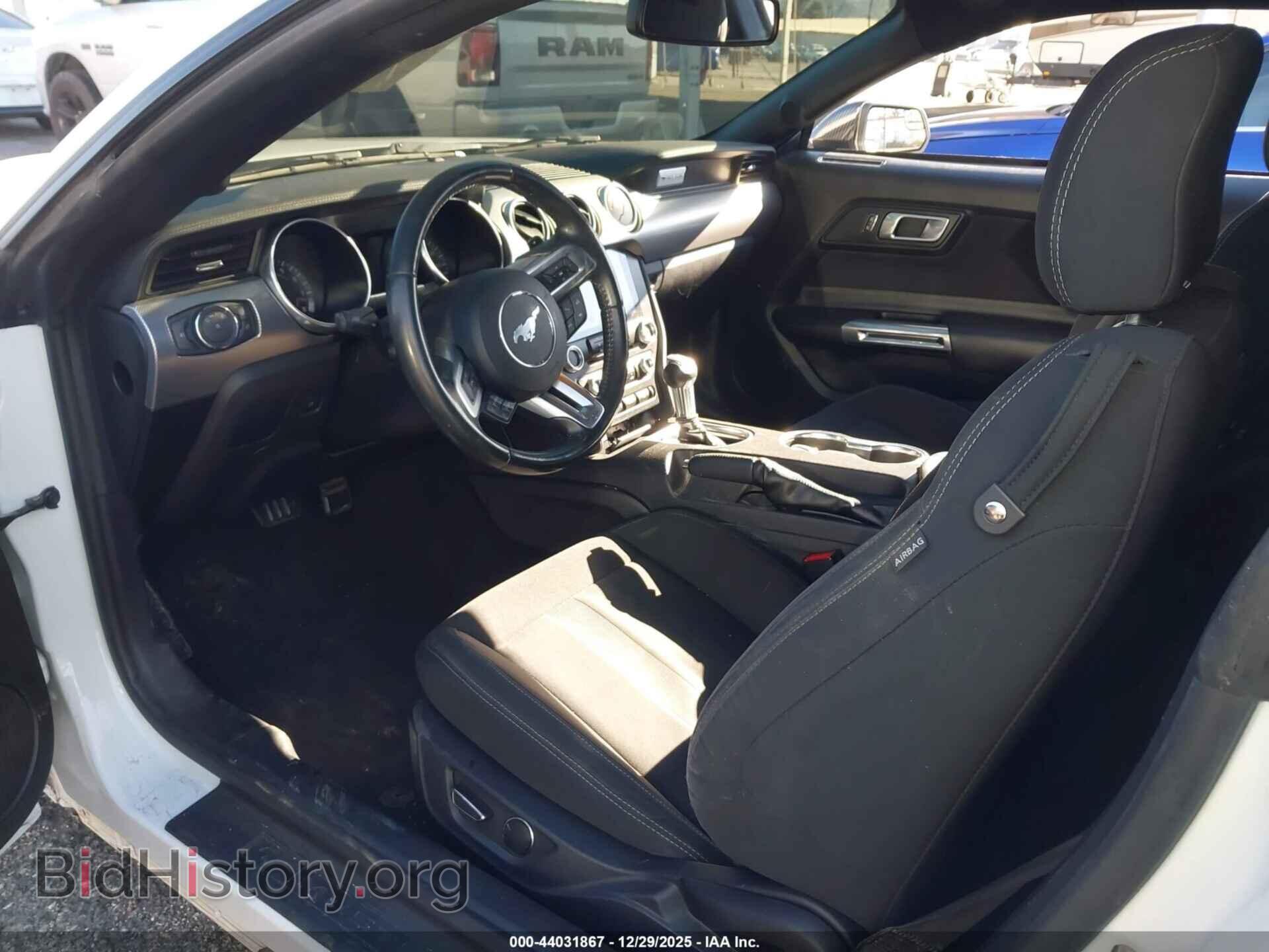 2019 FORD MUSTANG - VIN: 1FA6P8CF2K5192781 - Фото 9