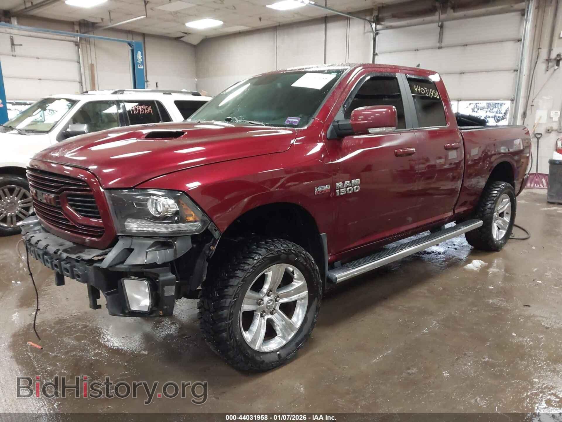 2018 RAM 1500 - VIN: 1C6RR7HT2JS217051 - Фото 2