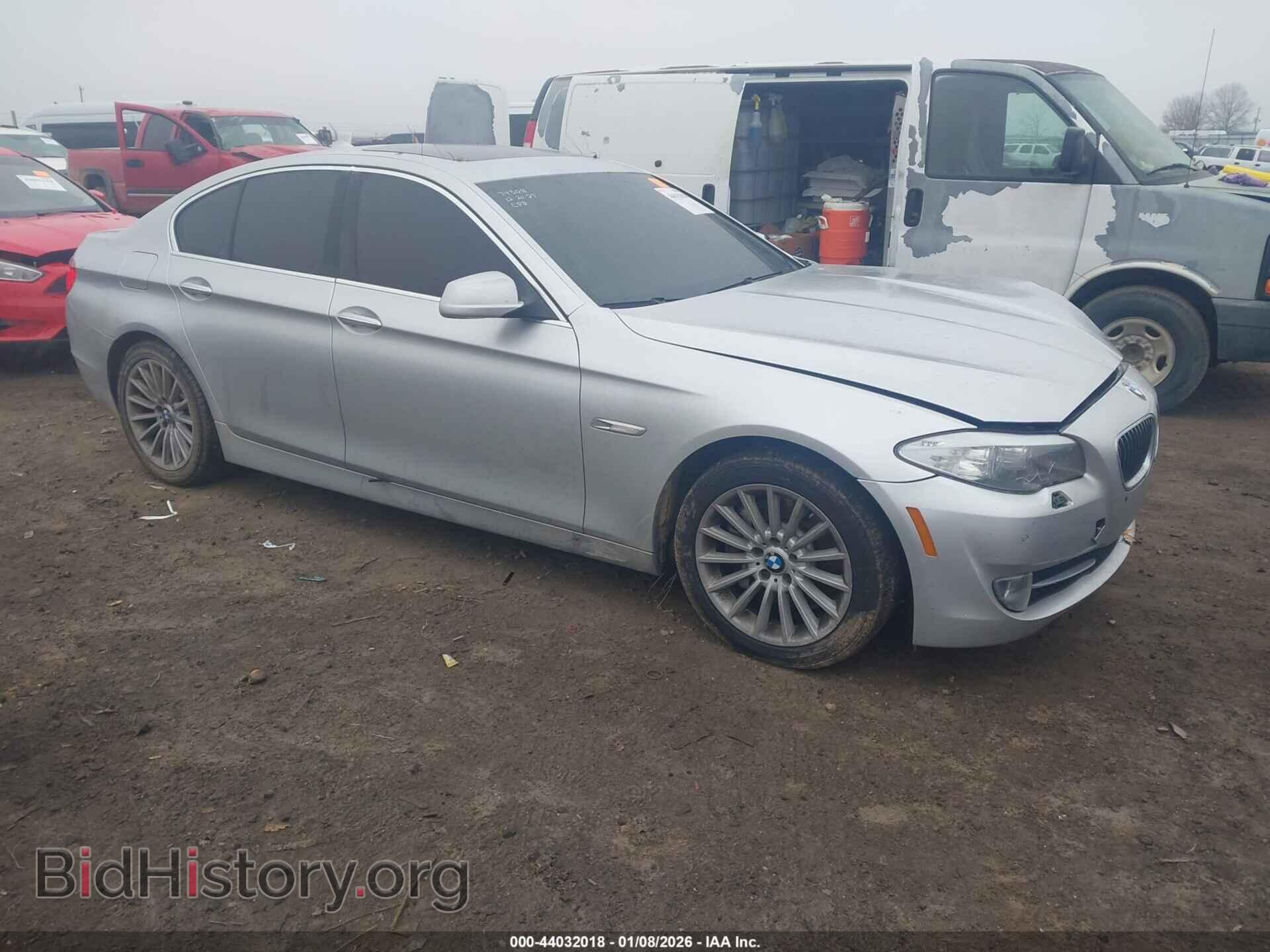 Photo WBAFR7C52BC607127 - BMW 535I 2011