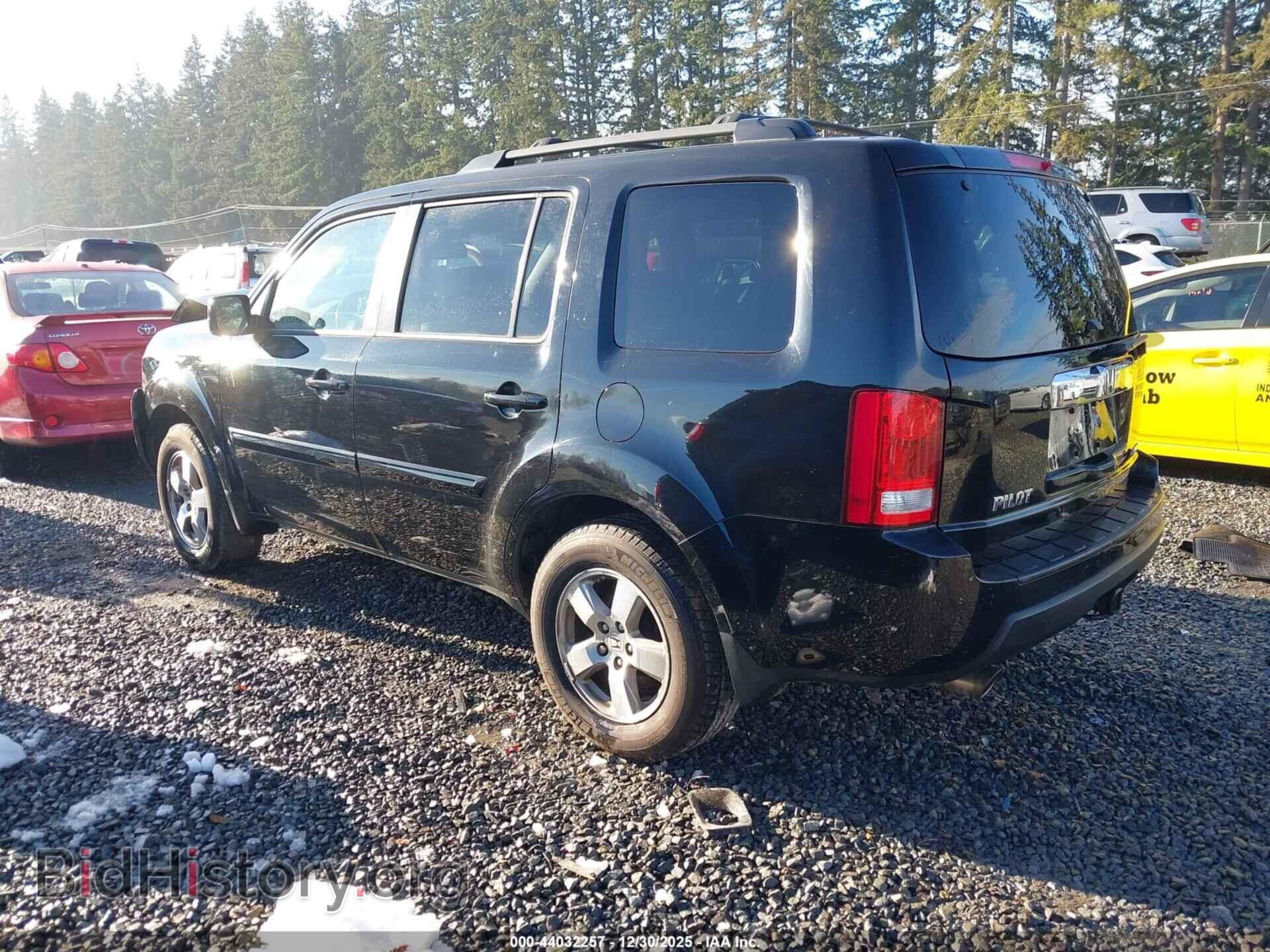 2011 HONDA PILOT - VIN: 5FNYF4H71BB081024 - Фото 3