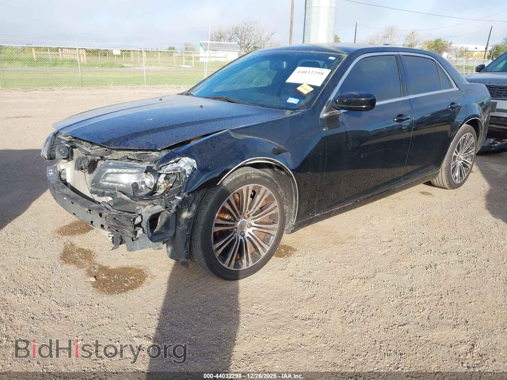 2012 CHRYSLER 300 - VIN: 2C3CCABG2CH188495 - Фото 2