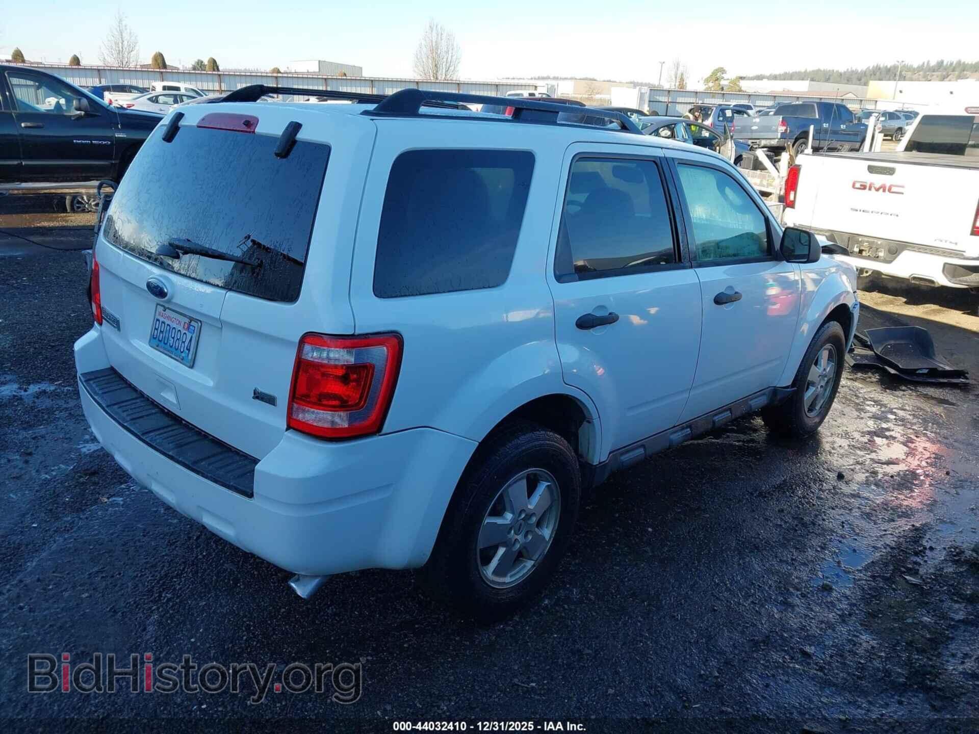 2011 FORD ESCAPE - VIN: 1FMCU0DG1BKB79869 - Фото 4